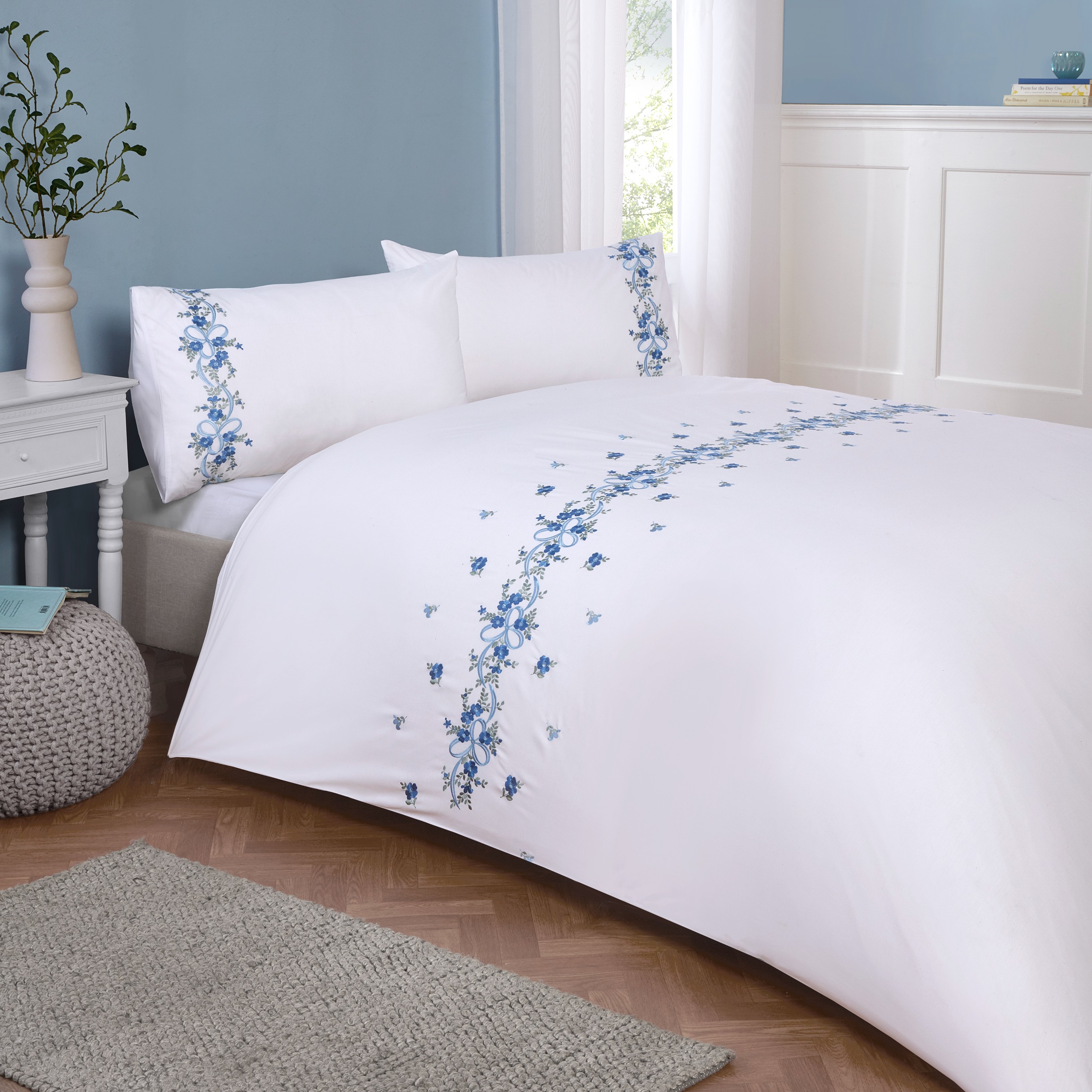 TEMU Blue Embroidered Duvet Cover Bedding Set – Single, Double, King & Super King Sizes | Delicate Blue Floral Embroidery On White Fabric | Soft &