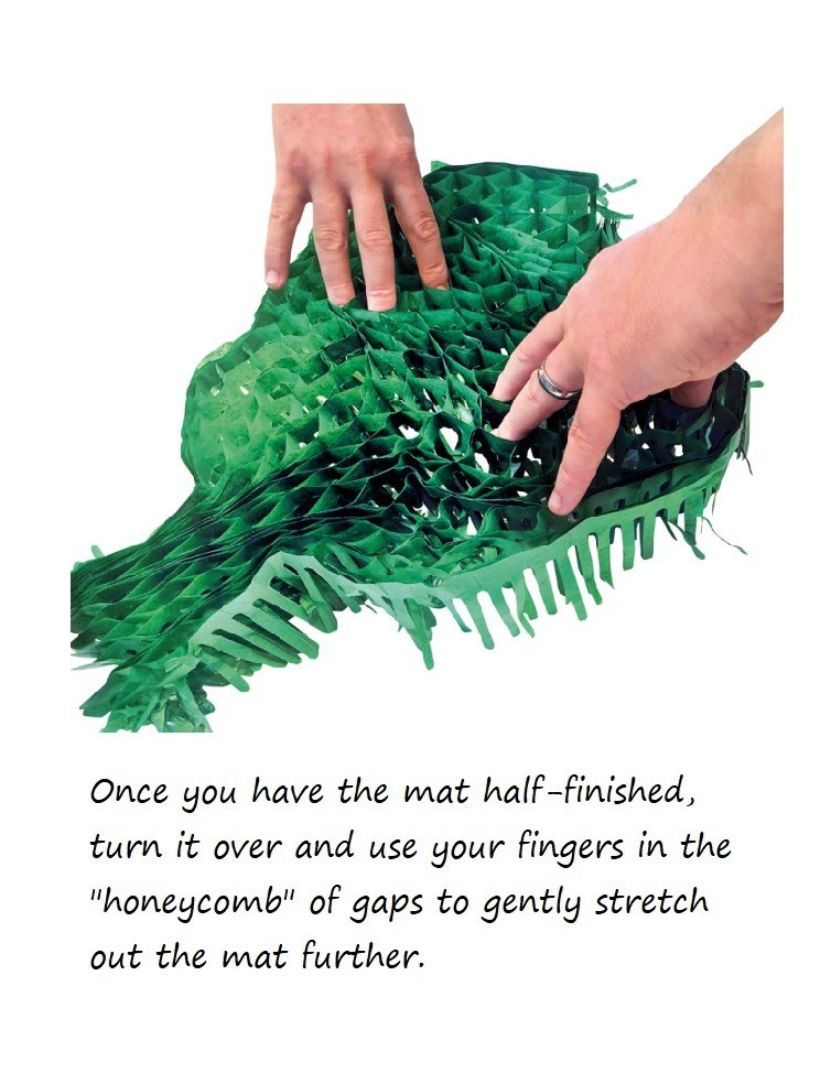 Tissue Paper Cat Mat. Green paper imitation grass play mat - fun for Indoor Cats and Kittens