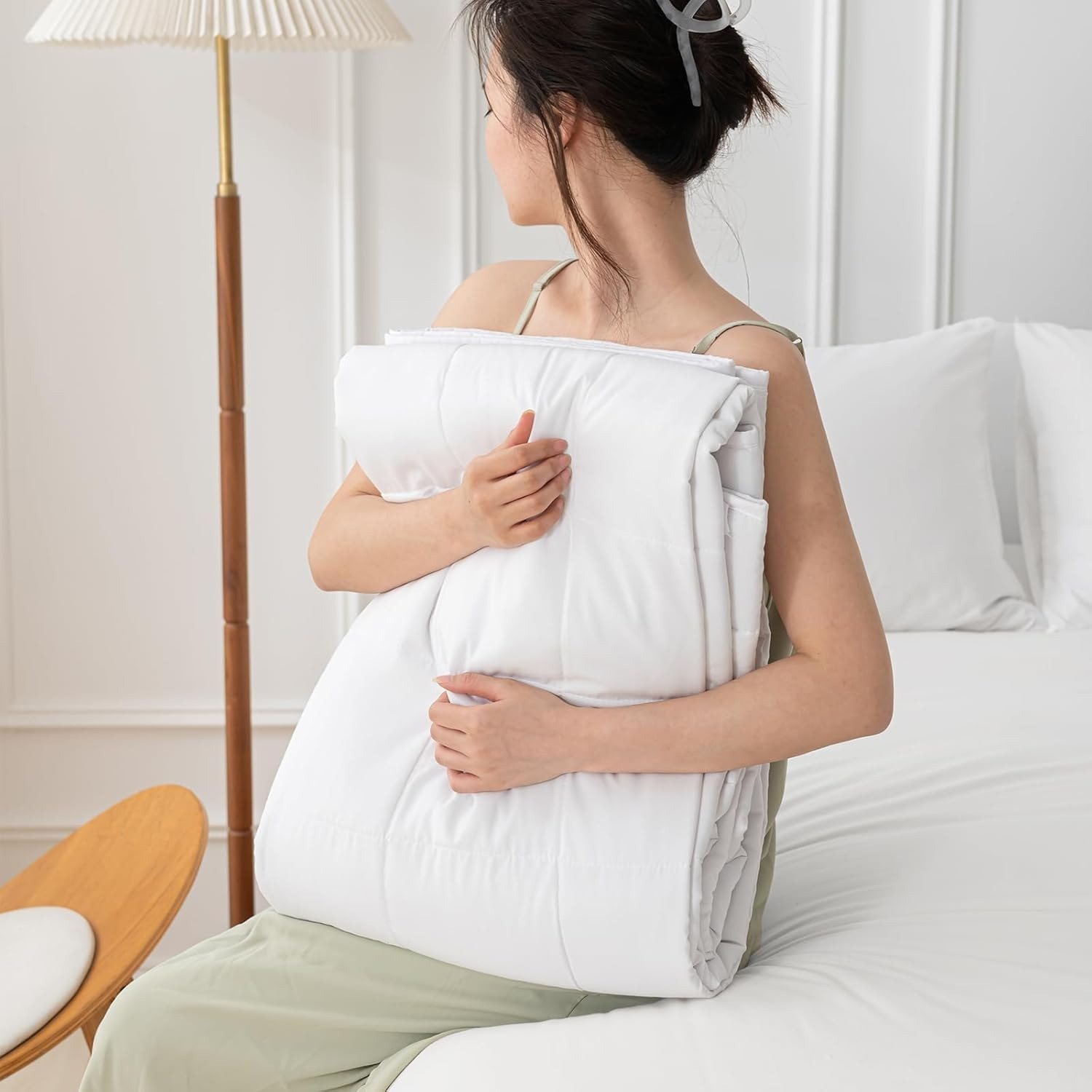 King Duvet 4.5tog Summer Duvet Quilt Soft & Lightweight And Machine Washable, White With Corner Ties Holiday Gift