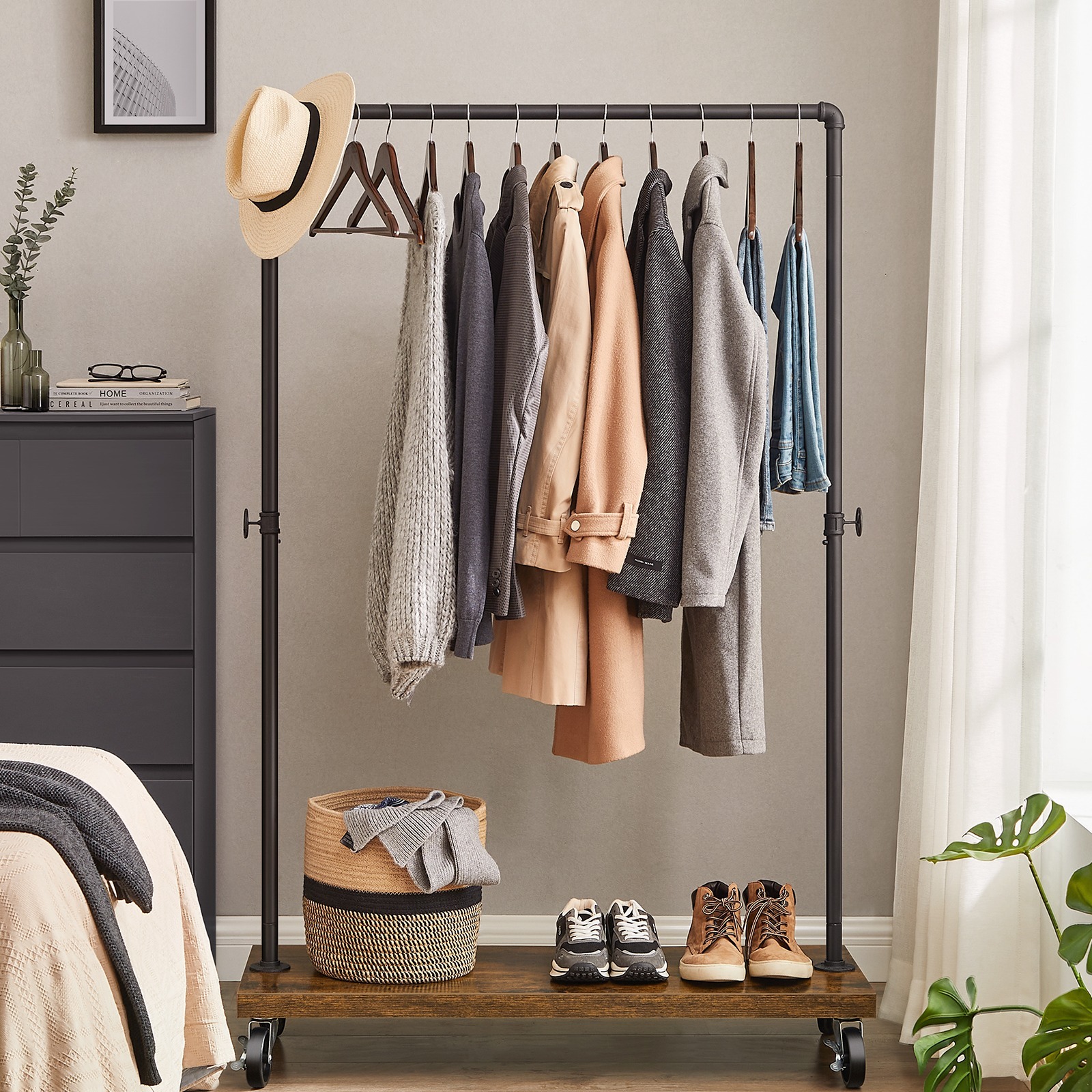 Clothing Racks With Casters, Loadable Up To 90 Kg, 104.5 X 40 X 160 Cm