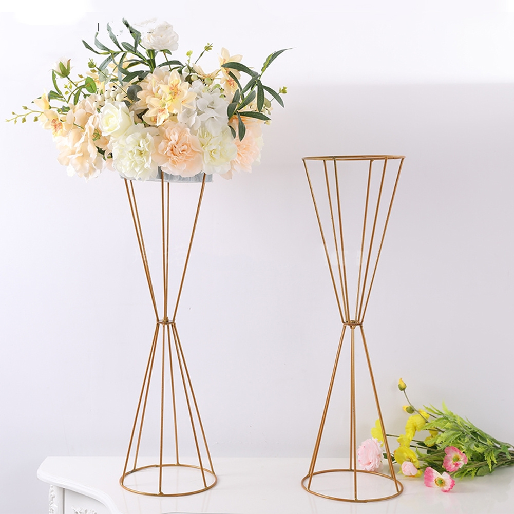 TEMU 1pc 70cm High Golden Waist Hollow Flower Vase Road Guide Ornament, Detachable Iron Decorative Ornament, Metal Geometric Flower Rack Wedding
