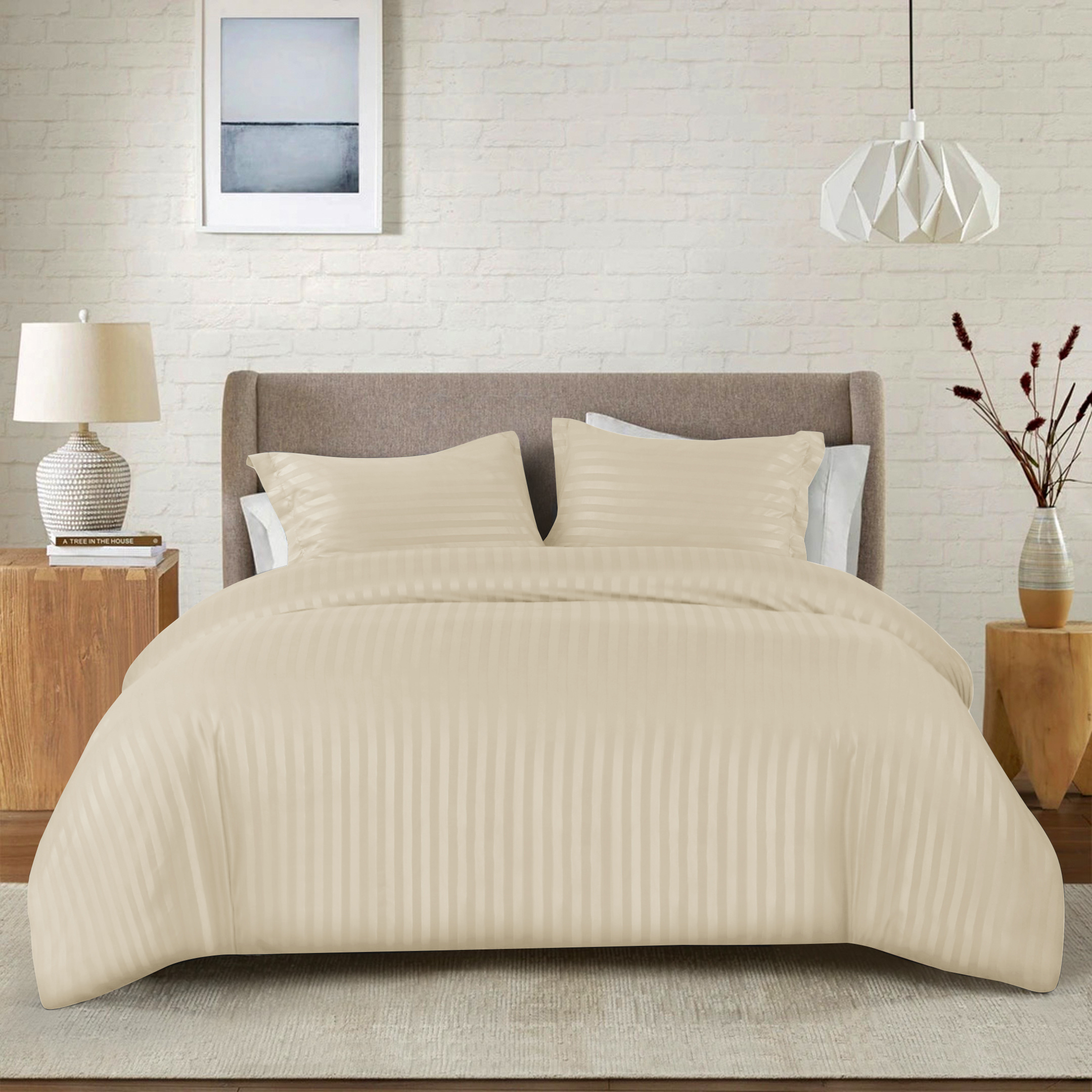 Premium Hotel Quality Satin Stripe Duvet Cover Set Double with Pillowcases | Reversible Soft Quilt Bedding | Easy Care Breathable Luxury Quilt Cover