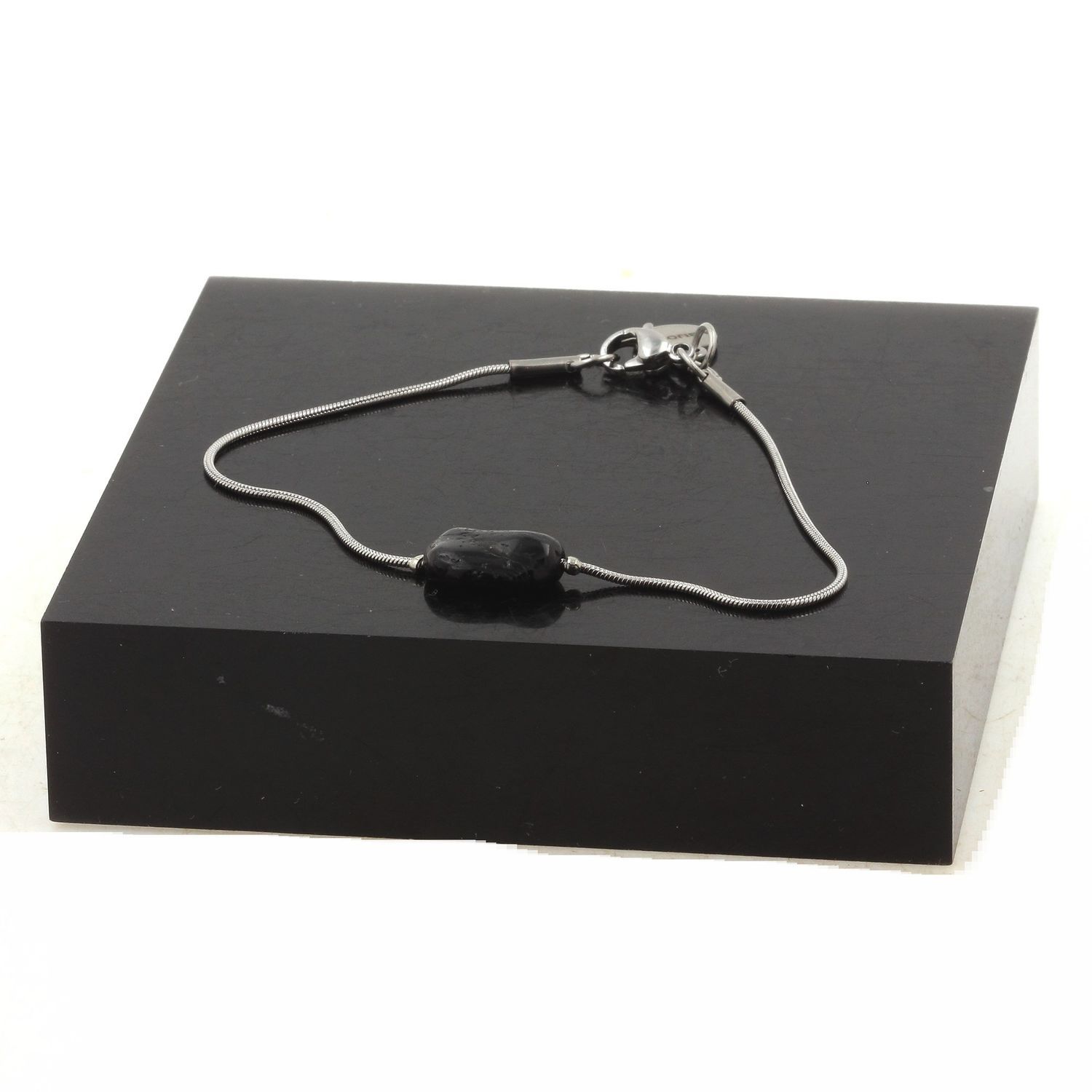 Image of Stainless Steel Bracelet With 1 Schorl Tourmaline Natural Stone Of Free Mm-8 Mm.