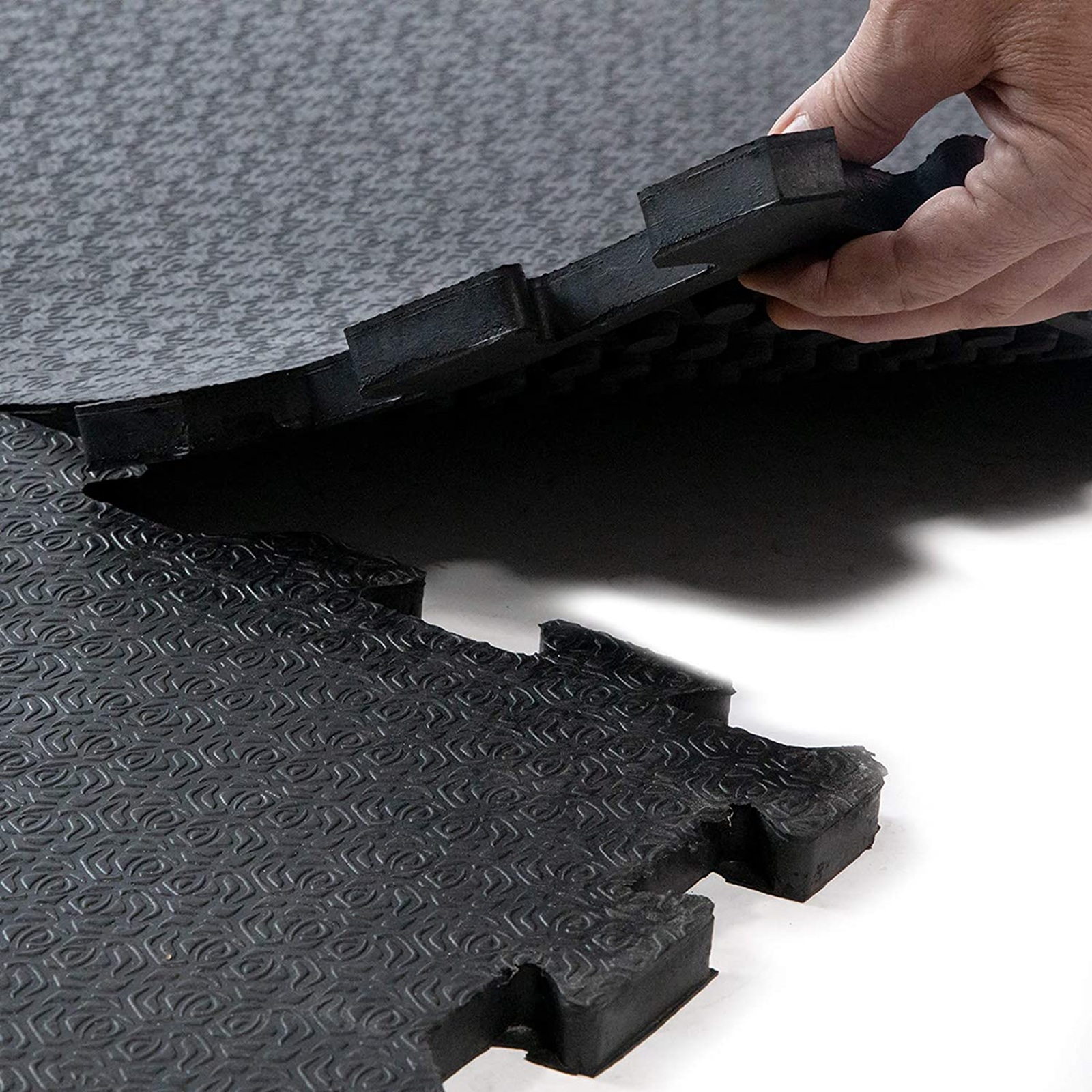 Floordirekt Puzzle Stable Mat Lagama - Rubber - Stable Floor - Water-resistant Floor Mat With Puzzle System - Smooth Printed Surface - 120 X 80 Cm - Black