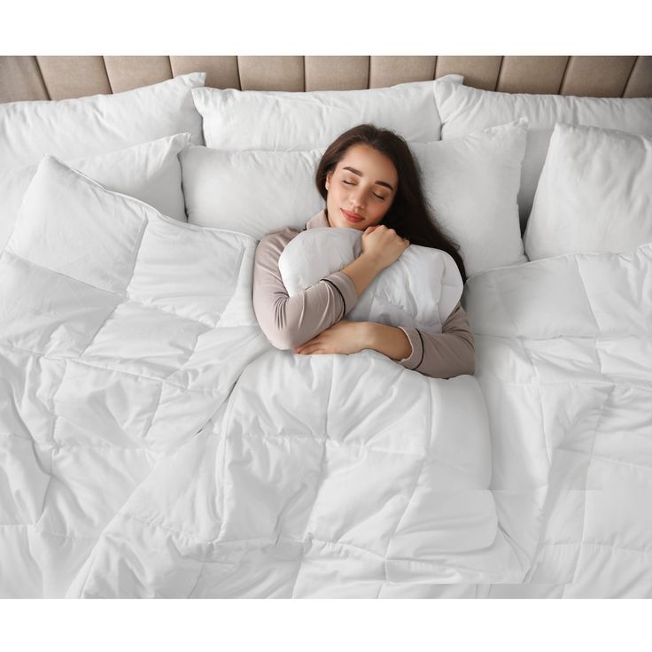 1pc Hotel Quality Feels Like Down Duvet Quilt Luxury Comforter Box Stitched Breathable & Soft Insert Bedding All Seasons Quilt for Summer to Winter Available in 4.5 10.5 13.5 & 15 Tog Single Double King Super King Sizes