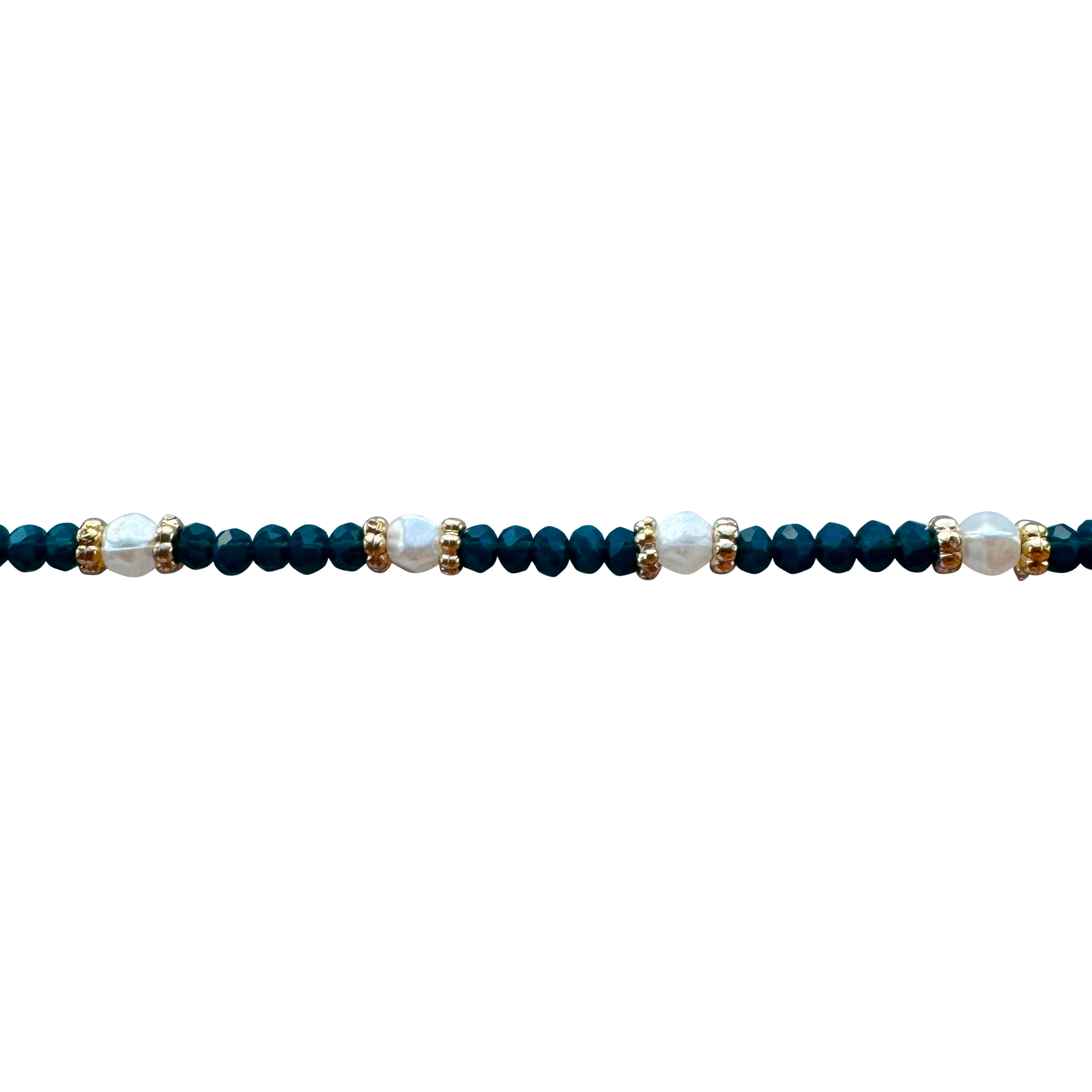 Timeless Elegance Crystal Bracelet — Artfully Crafted Design