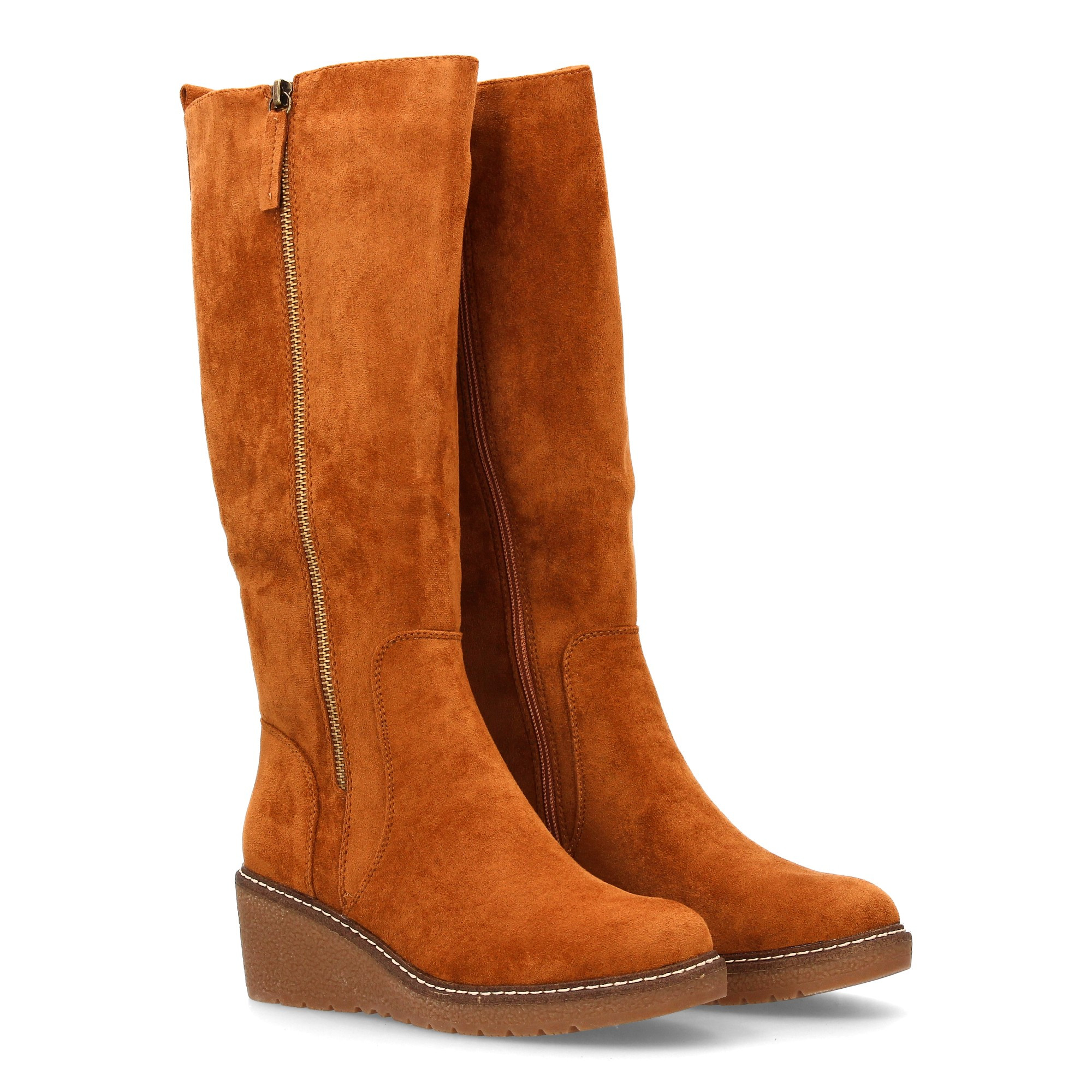 Image of High-heeled Cane For Women With Elegant Design. It Features A Toothed Heel Counter. Interior Zipper Closure Ideal For -winter Season.