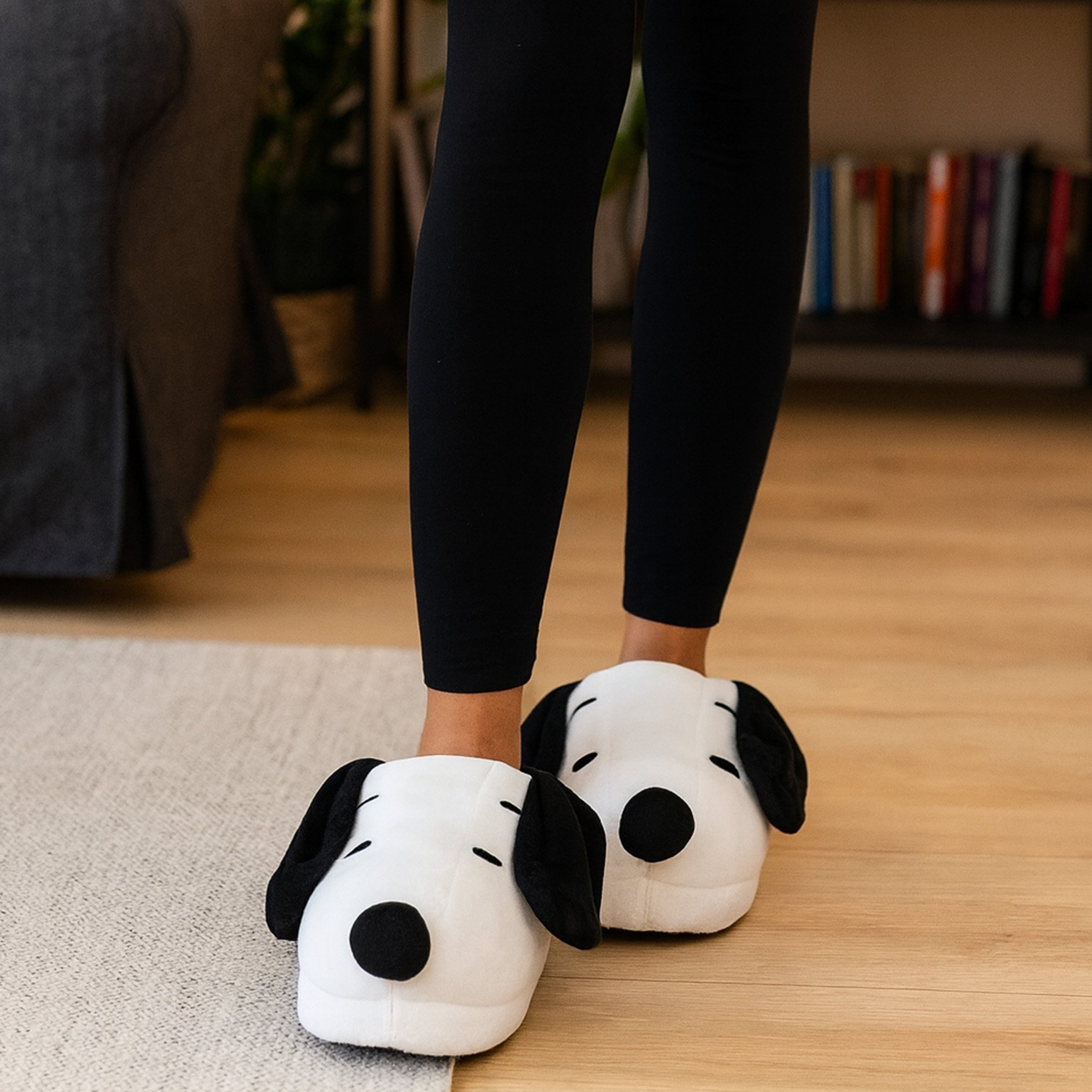 Image of The Snoopy 3d Slippers With Ears For Women And Men - Unisex Fluffy Slippers Slides Moccasins White Black