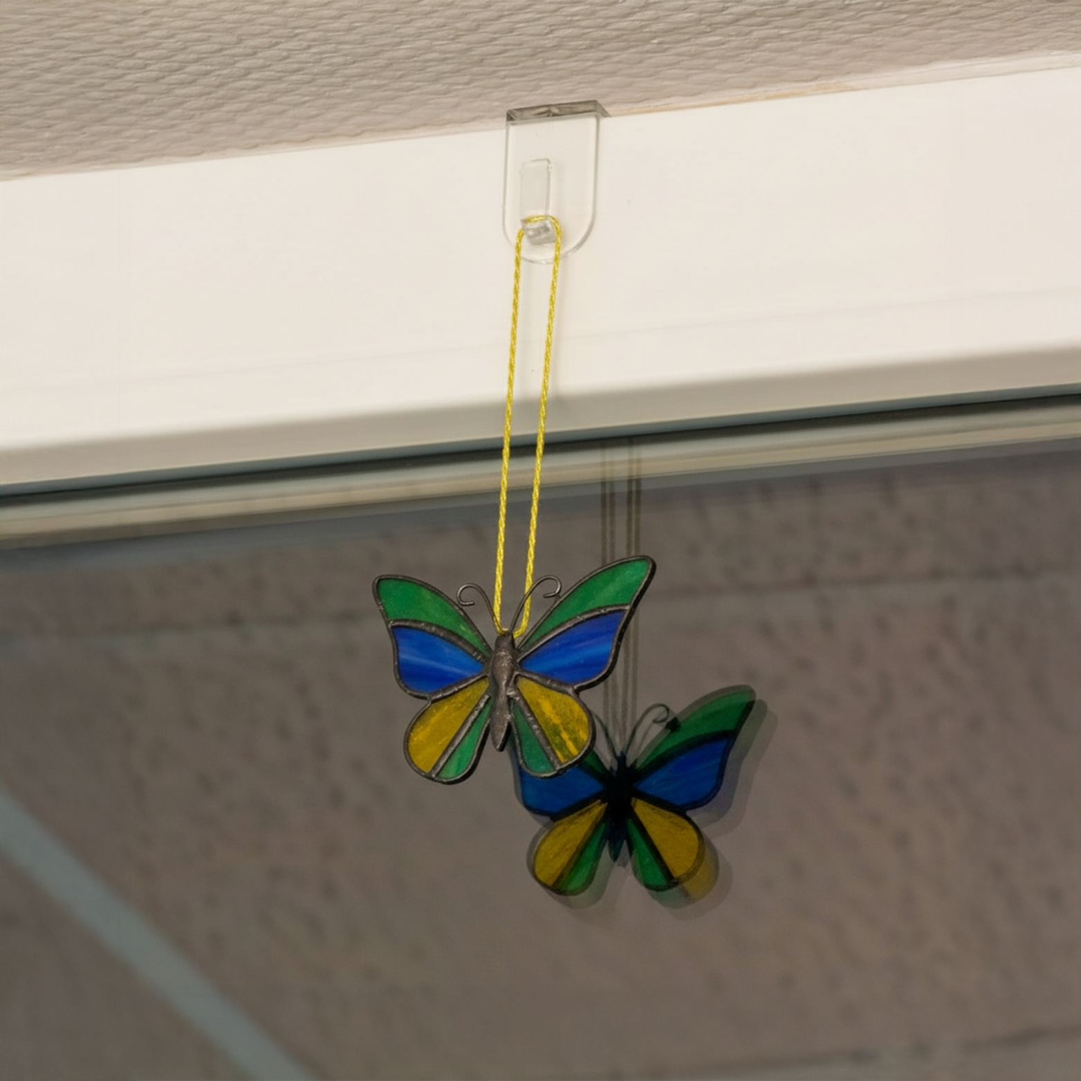 24 Window And Door Hooks – Perfect For String Lights & Christmas Decorations