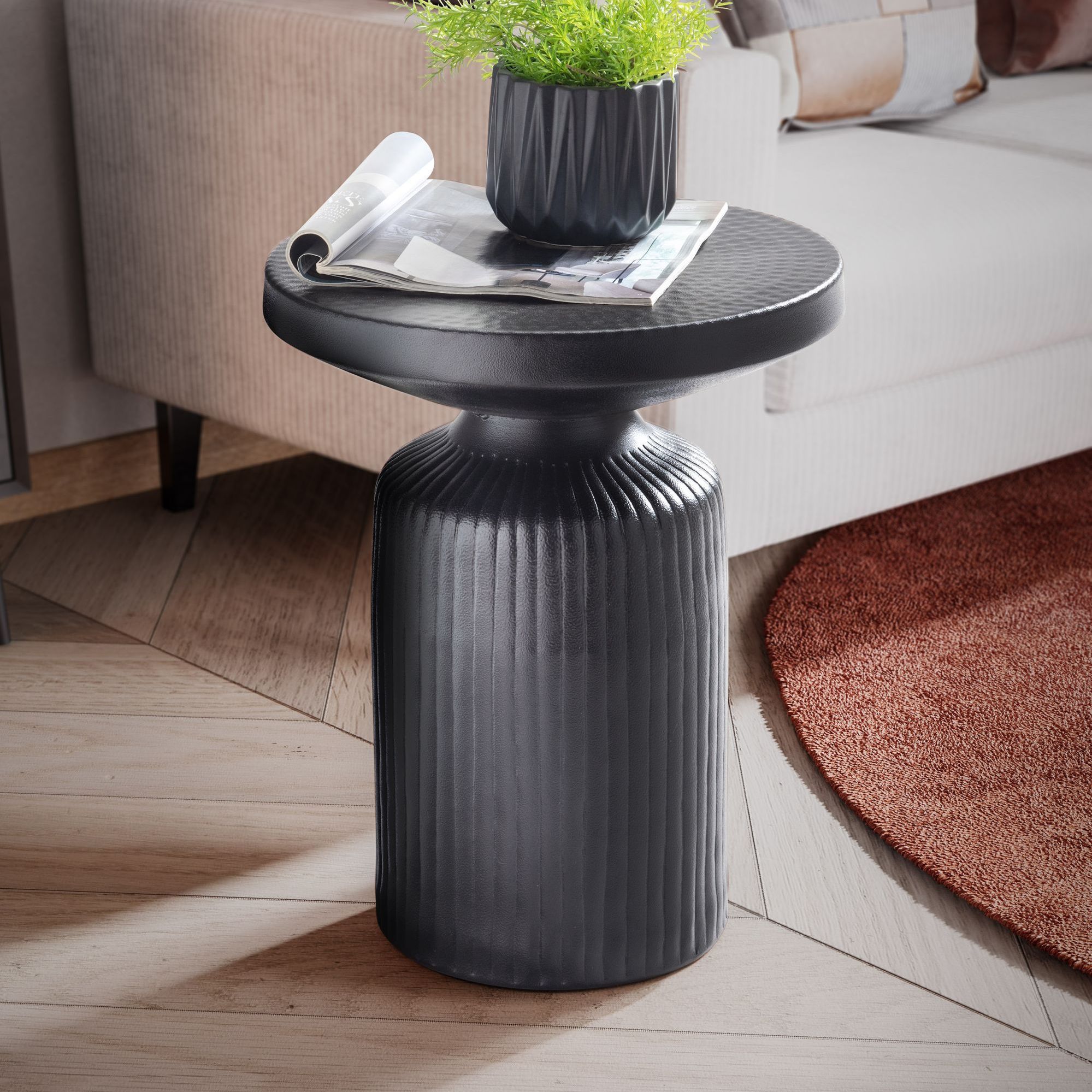 Image of Side Table 40x40x50 Cm Metal Black Round Pedestal Table, Hammer-blow Living Room Table Wave Pattern, Sofa Table Aluminum Lamella Optics, Small Modern Living Room Table