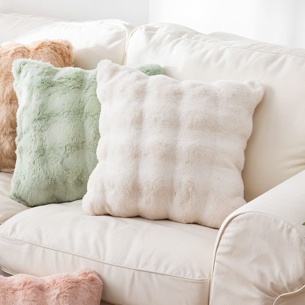 TEMU 1pc Fluffy And Soft Faux Rabbit Fur White Pillow Cover, 43x43 Cm Livingroom Decorative Sofa Couch Throw Pillow Cover, 100% Polyester Fiber,