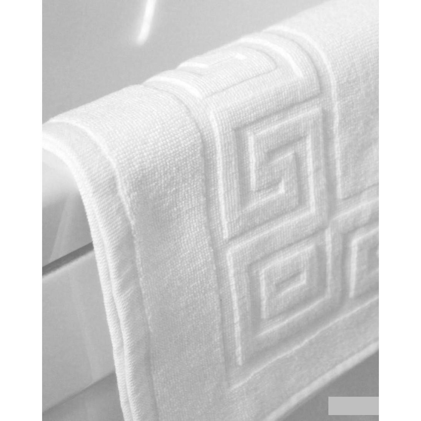 TEMU Ukhomeshop - Soft And Hotel Quality Greek Key Bath Mats 100%750gsm – Soft, Absorbent & Durable – Pack Of 1