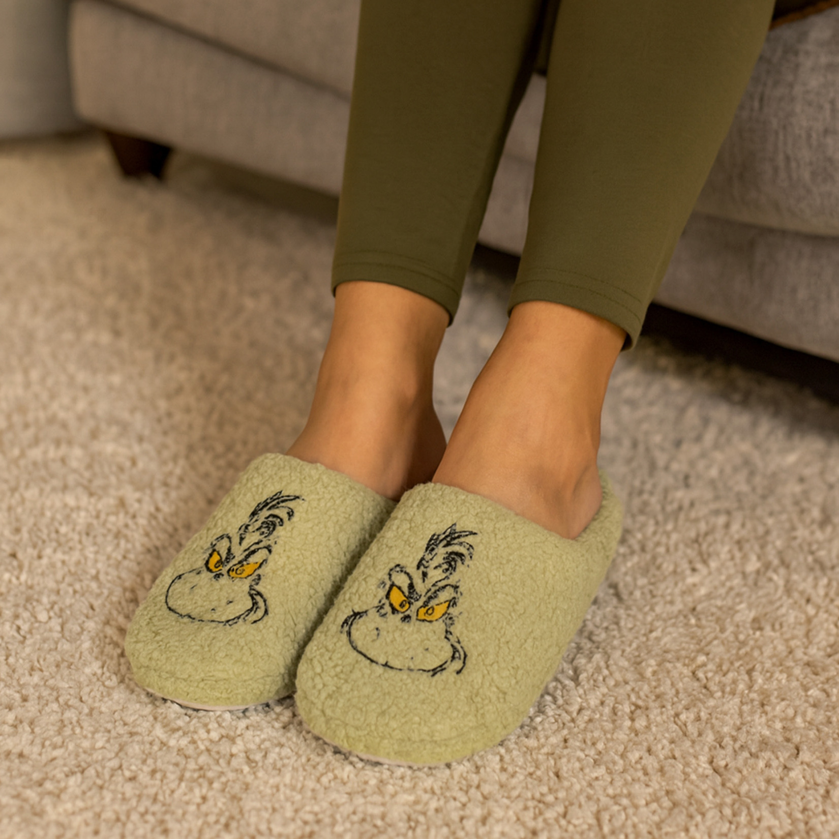 Image of The Plush House Slippers For Women - Fleece Women's Slippers Slipper Slippers Green