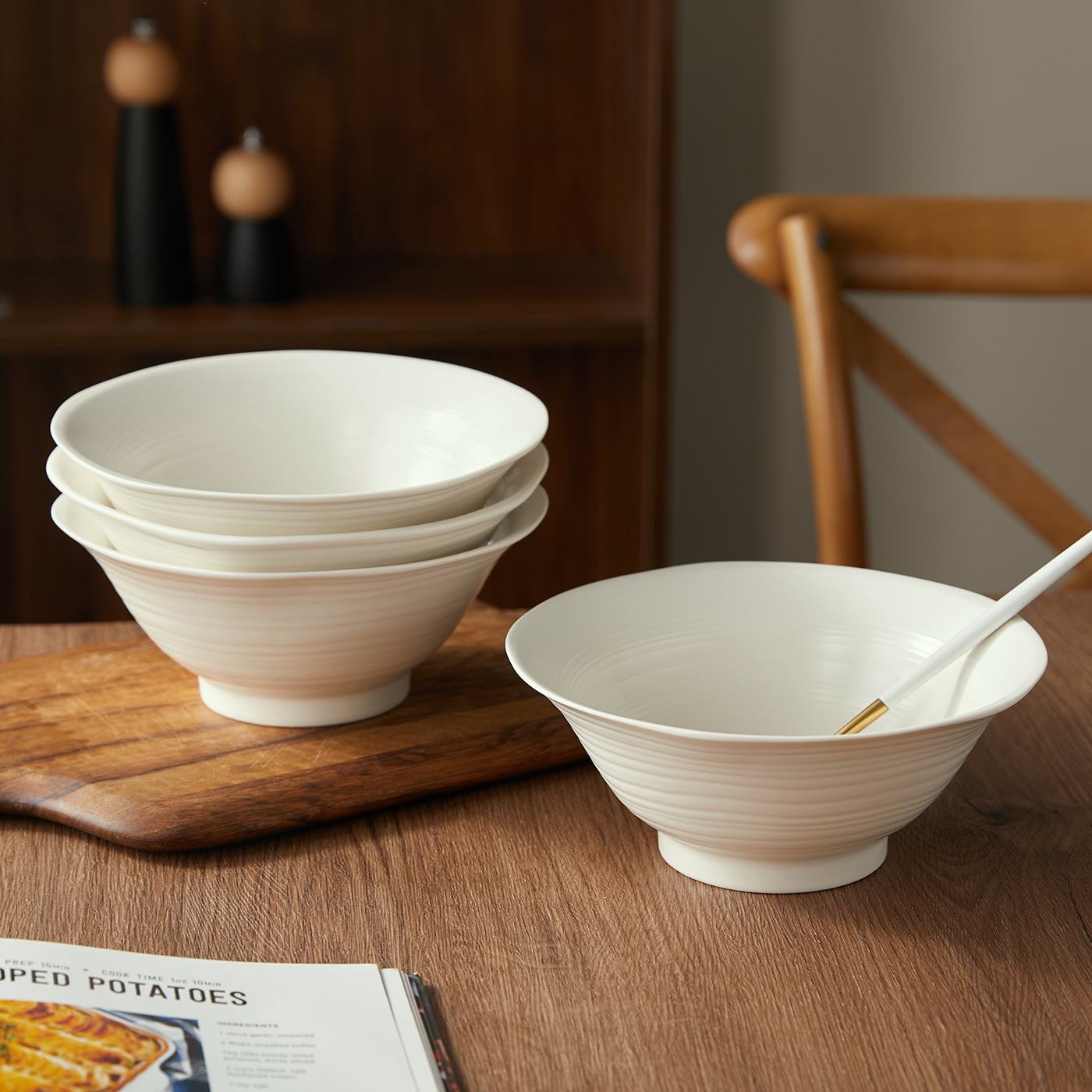 E-shop 4er-Set 8-Zoll Ø20.6CM 885ml Schüssel-set, Perlglanzweiß, handgezeichneten dunkelbraunen Rändern, Keramik Geschirr, Japanische Ramenschüssel,