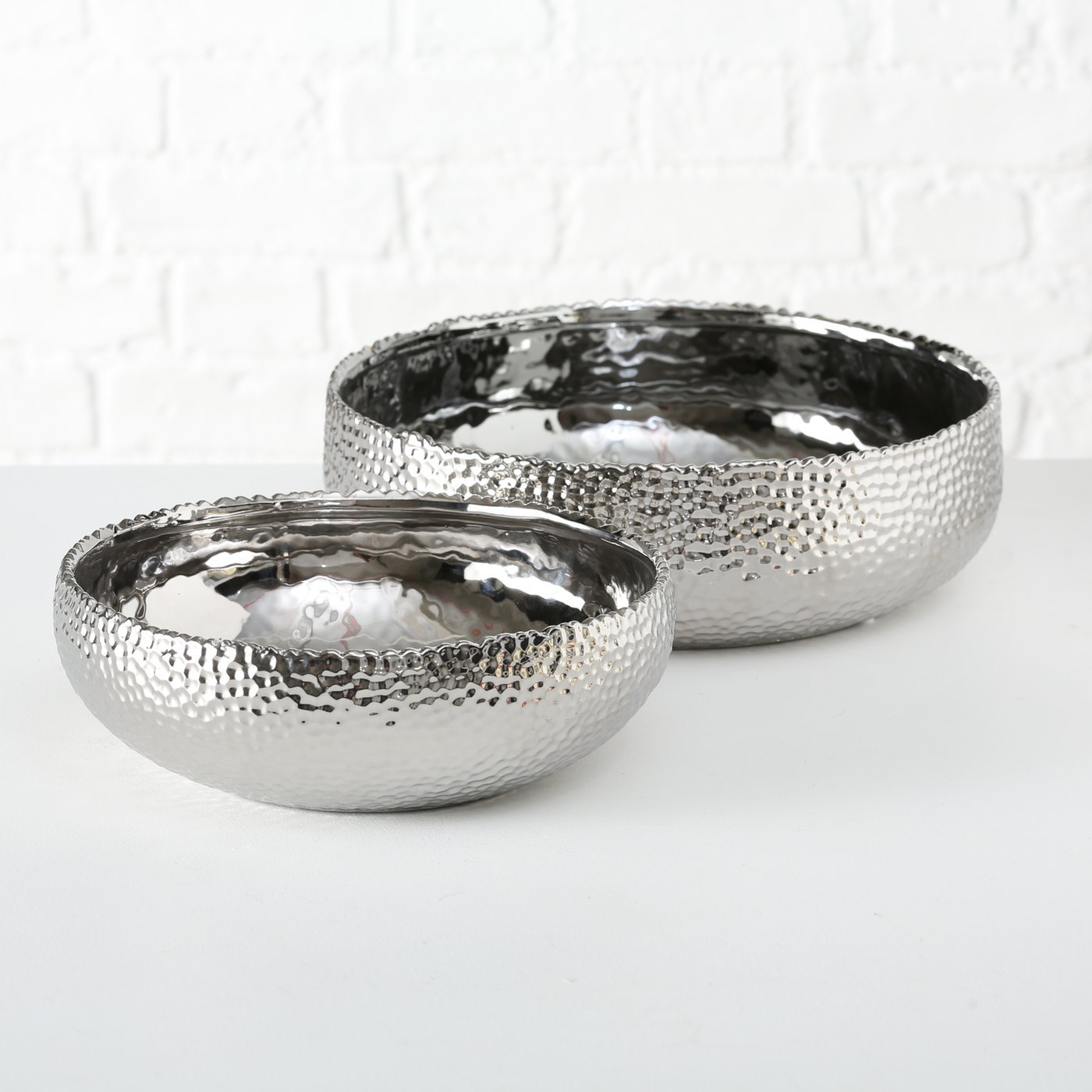 Image of Plant Pots - Silver Ceramic 25/30 Cm, Round Decorative Bowls, Glossy Ceramic Planters Plant Pot Bowl Plant Pot Decorative Bowls Silver With Structure