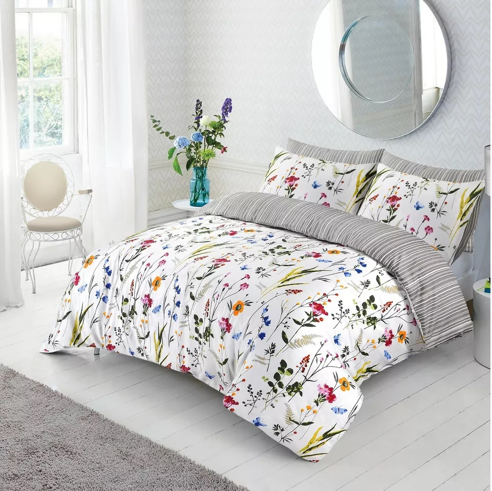 Luxury 3pcs Reversible Printed Duvet Cover Set Soft Breathable White Floral Bedding with Elegant Lily & Daisy Flower Design for Double King Super King Size Beds
