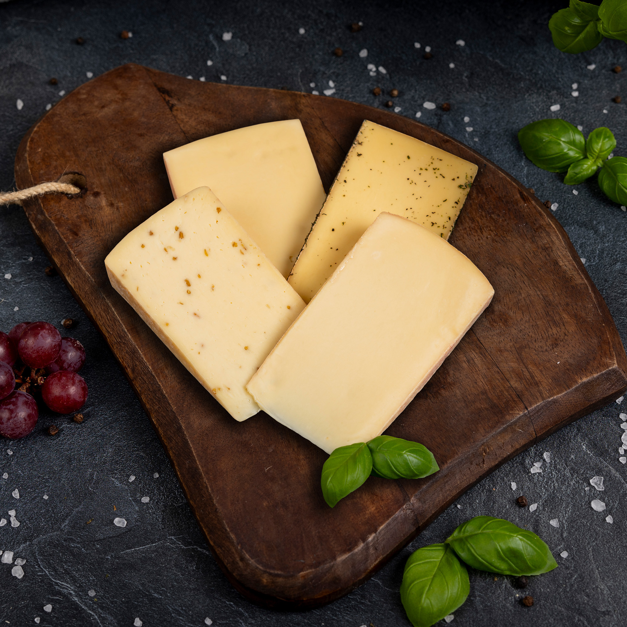 Wurstbaron® Hard Cheese Package 780g - Set Of Various Cheese Types In Blocks - Cheese Tasting Package