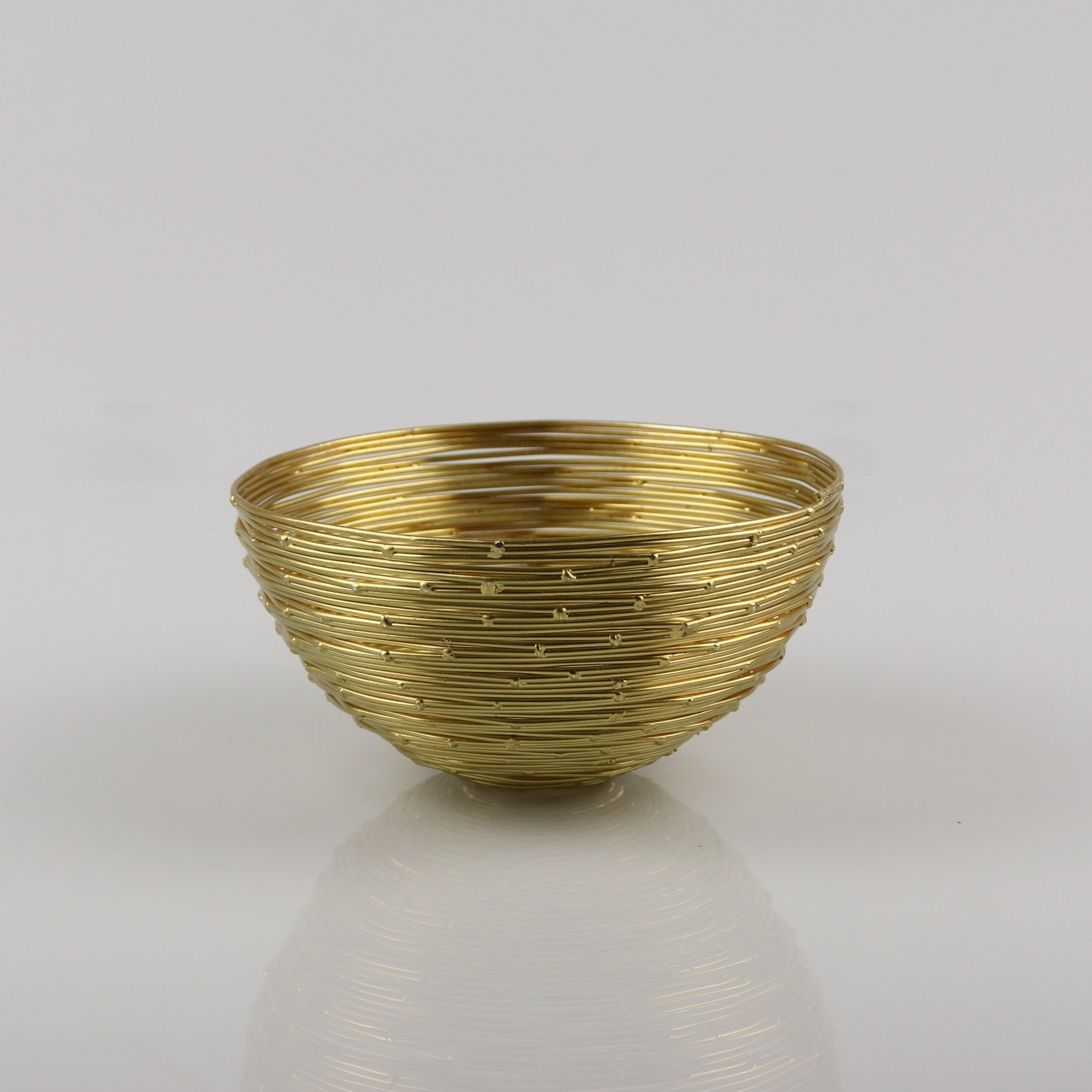 Image of Metal Bowl In Golden, 12×7 Cm – Stylish, Decorative, And Versatile.