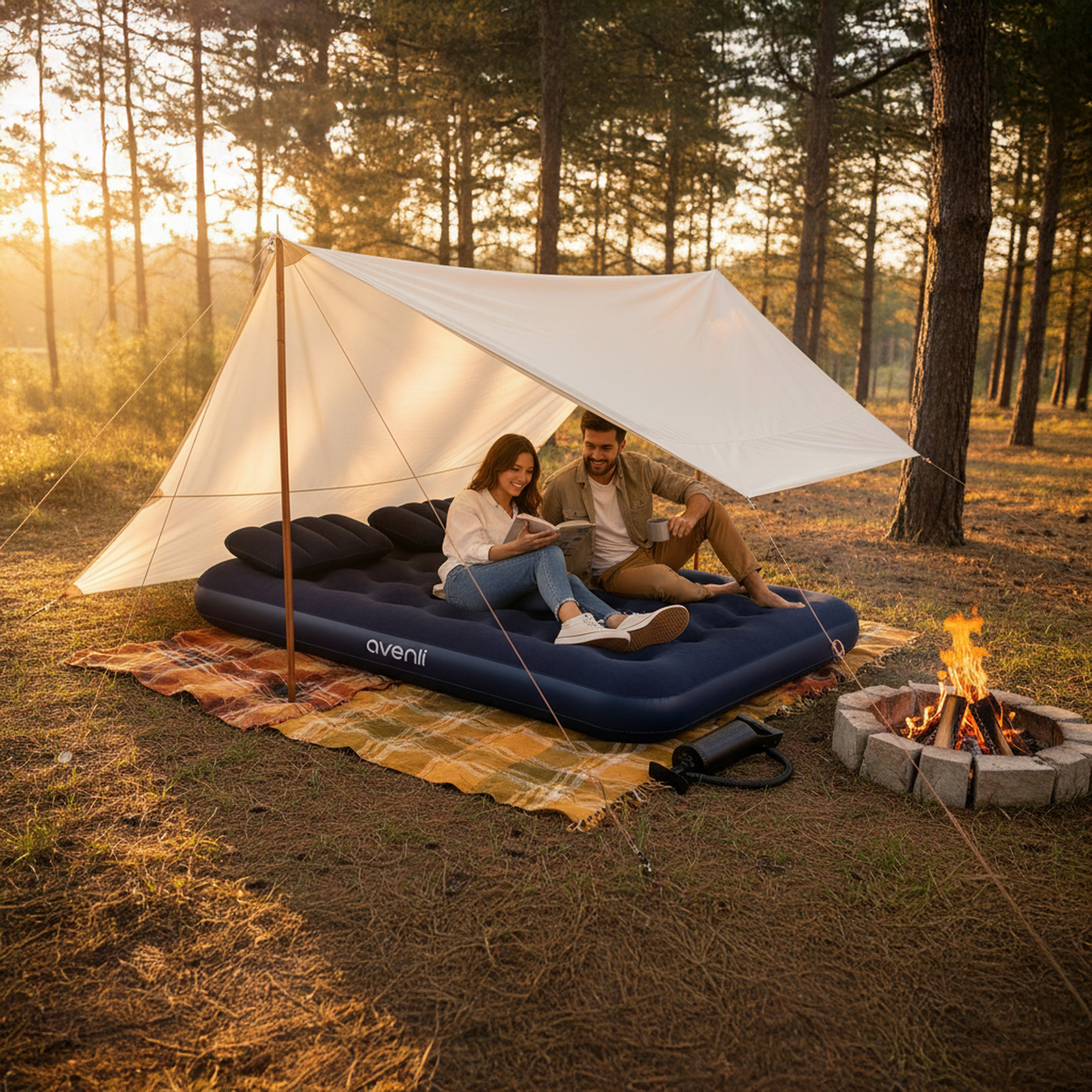 E-shop Luftmatratze Camping aufblasbar Double-Size 191x137x22cm für 2 Personen – Coil-Beam-Konstruktion – mit Handpumpe und Kissen beflockte Oberfläche