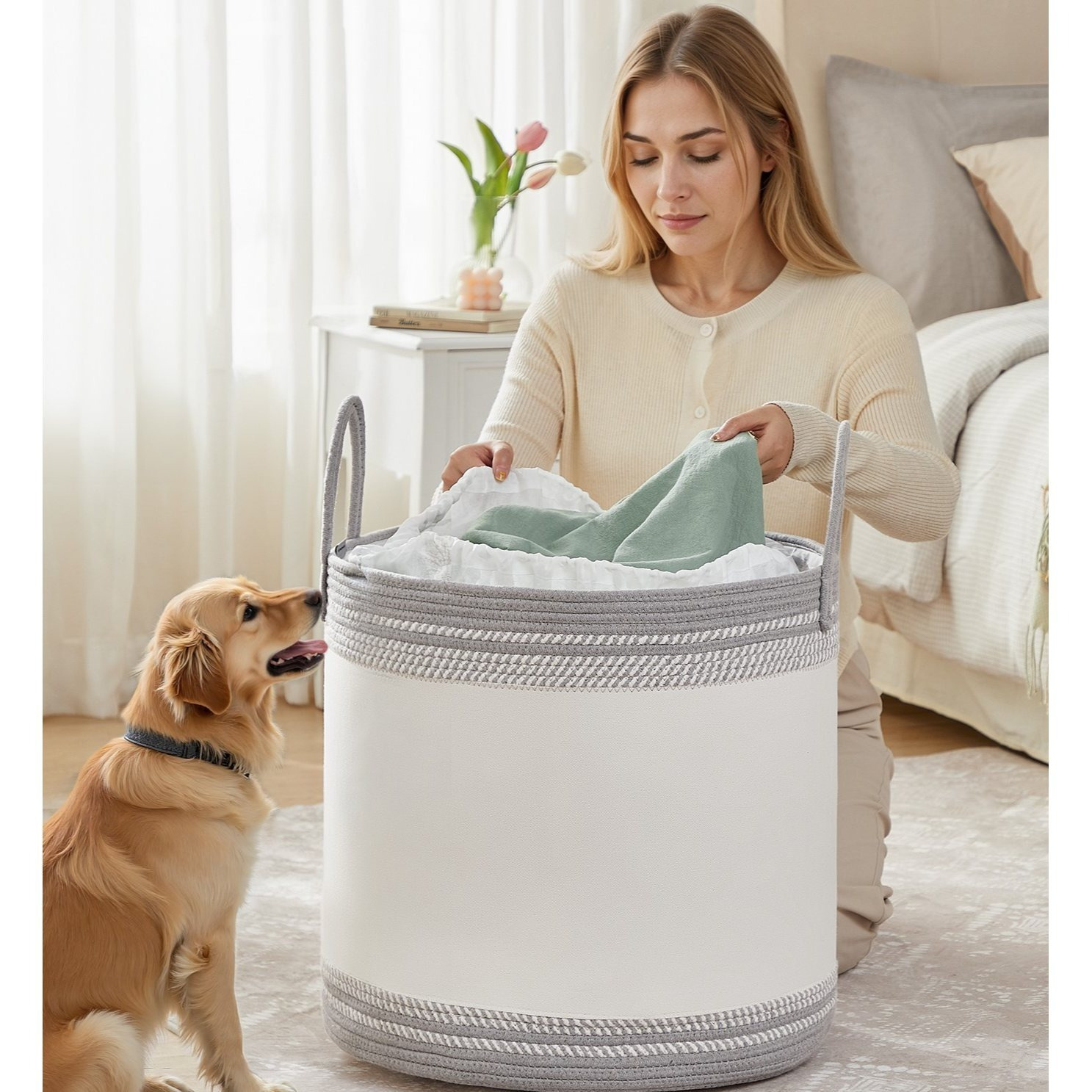 Large Storage Basket Made Ofrope With A Capacity Of 90 . Equipped With Practical Carrying Handles, In A Of And Gray. Ideal For Bedrooms Or Laundry Rooms For Storing Blankets And Clothing.
