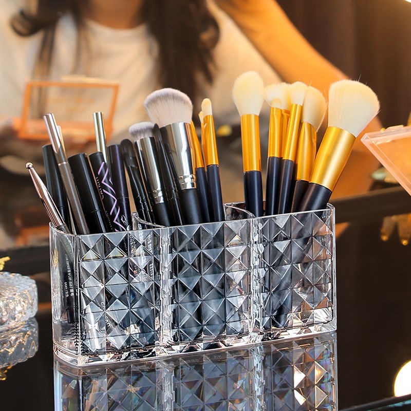 Diamond-Patterned Clear Acrylic 3-Compartment Organizer for Makeup