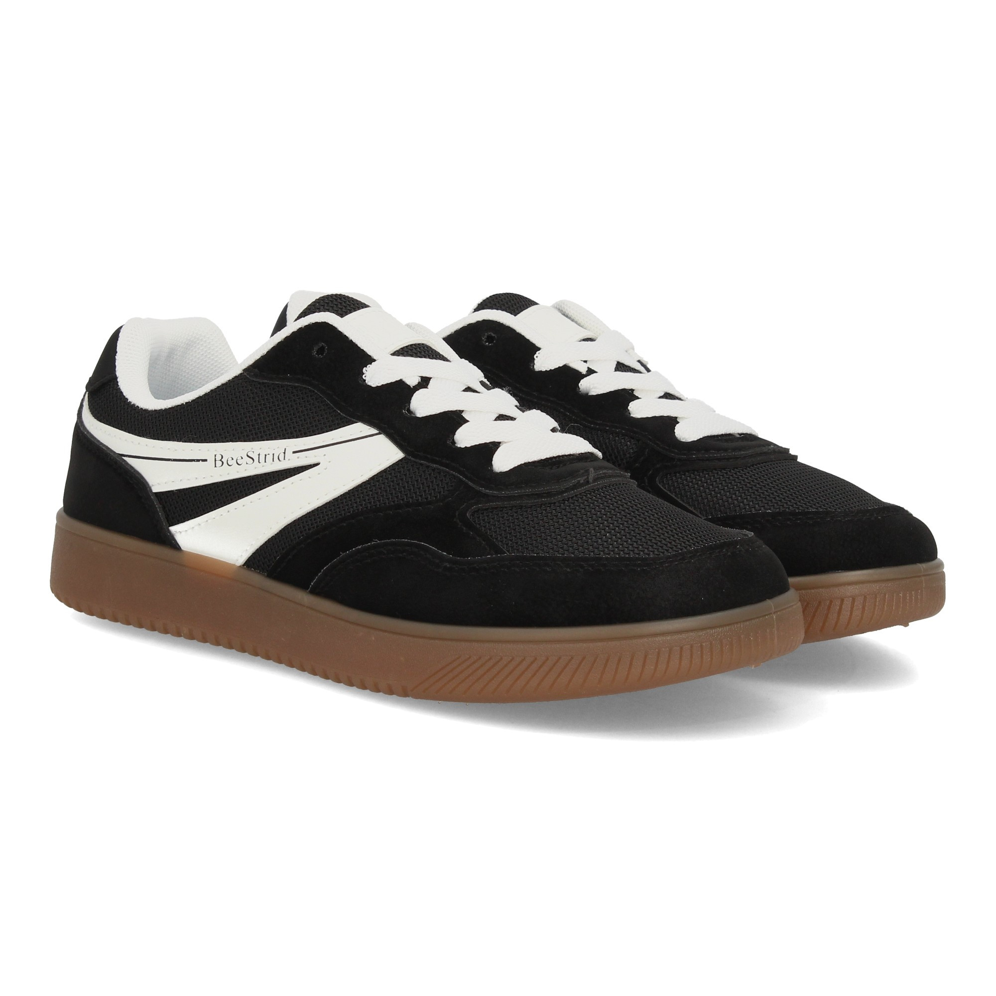 Image of Barefoot-style Casual Sneakers, Designed To Shape Of The Foot. A Design That Combines With Sporty-looking Panels. Lace-up Closure.