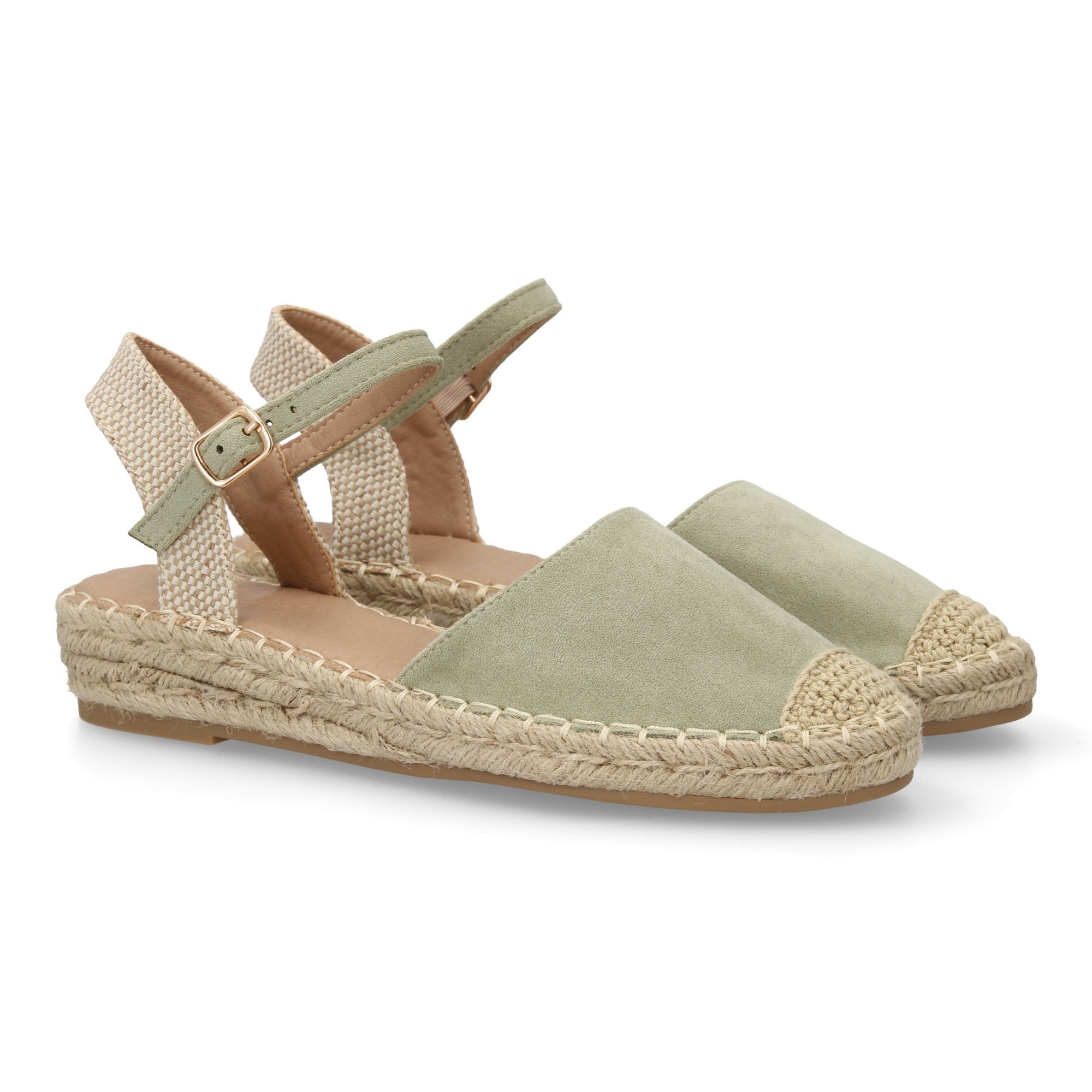 -design Espadrille Sandal With Lightweight Jute Wedge, . Plain Print. Closure And Closed Toe. Ideal For Spring Summer Season