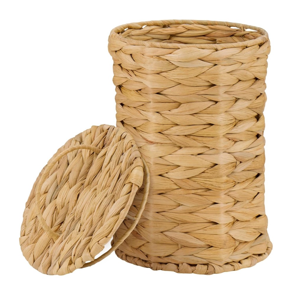 Image of Elegant Waste Bin In Bohemian Style Made Of Woven Basket Weave With Lid And Fiber Basket, Suitable For Bedrooms, Offices Or Laundry Rooms.