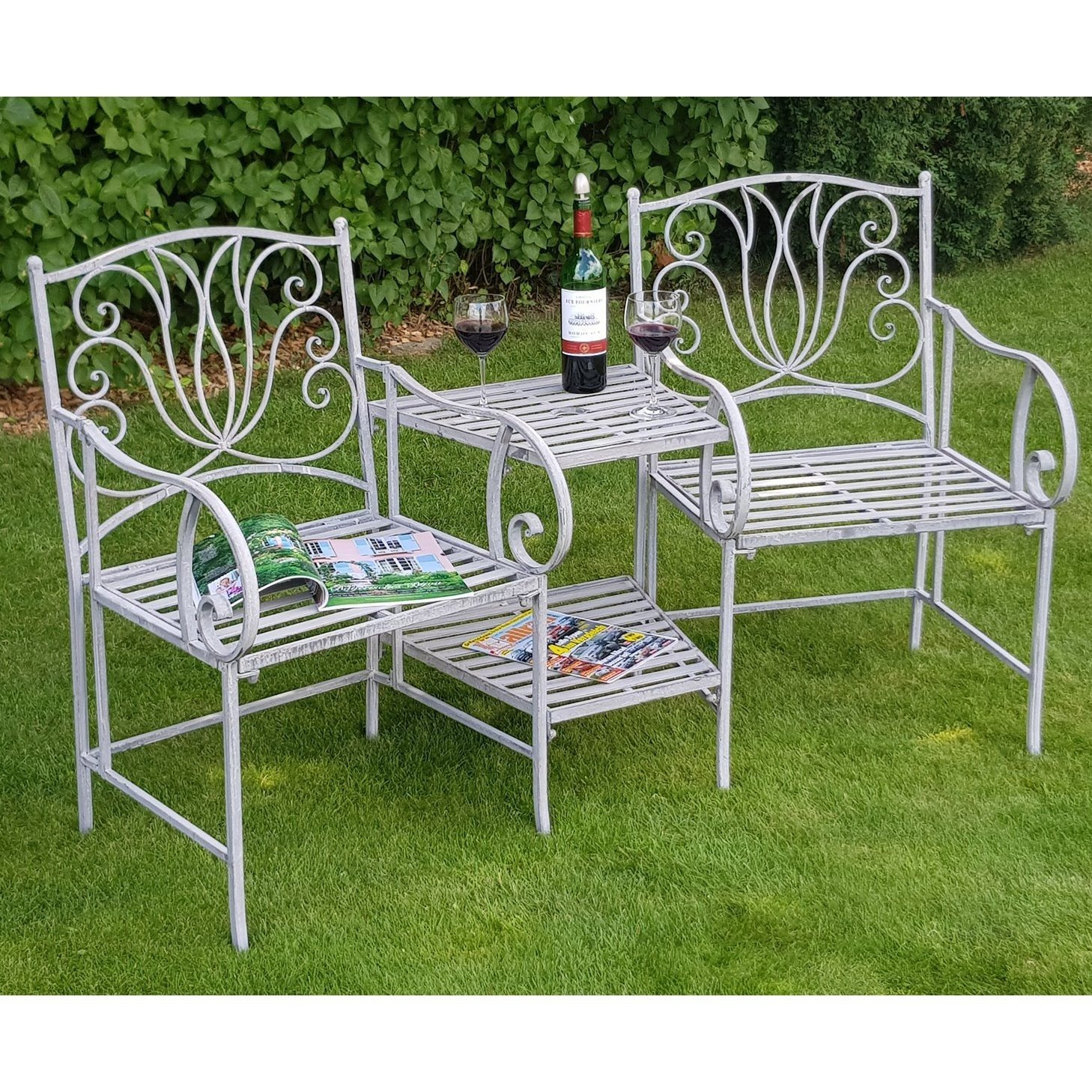 Garden Ensemble Chairs With Table