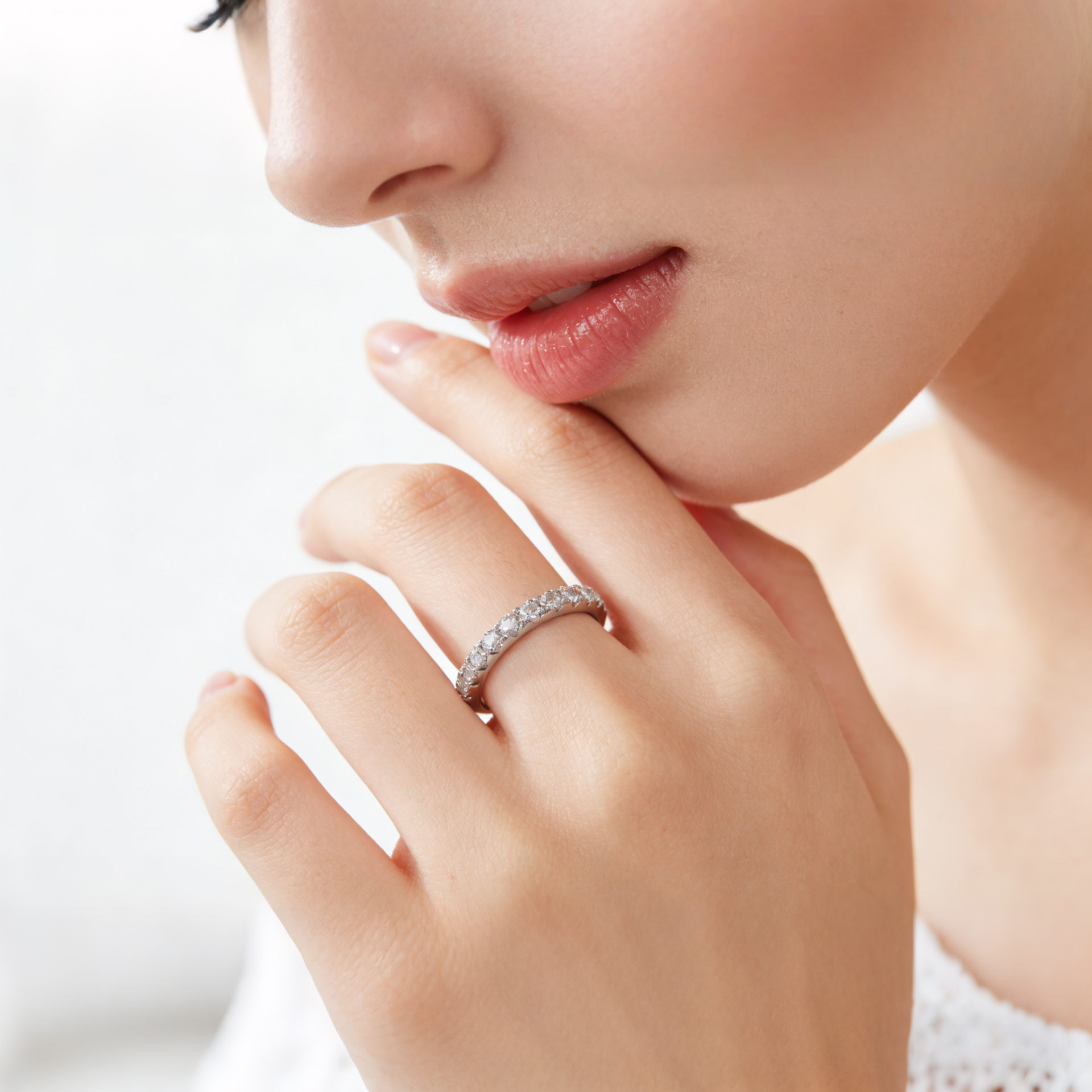 925 Sterling Silver D Synthetic Moissanite Eternity Glitter Ring Band