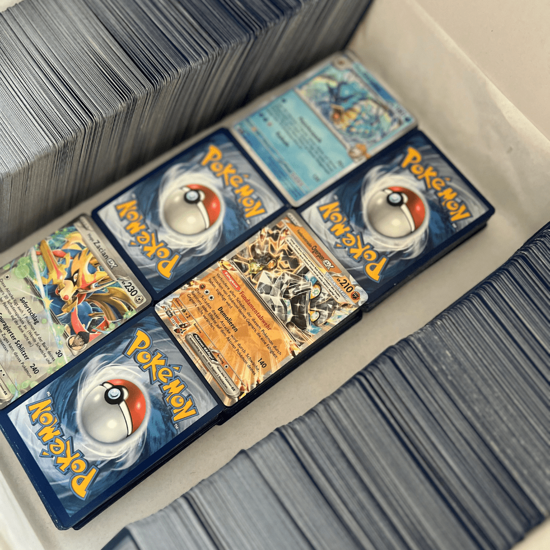 200 Cards Including 40 / Reverse Cards In German And Original