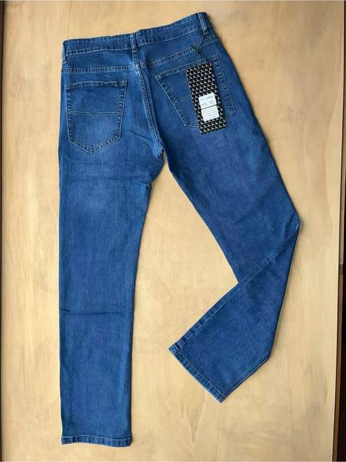 pantalone jeans