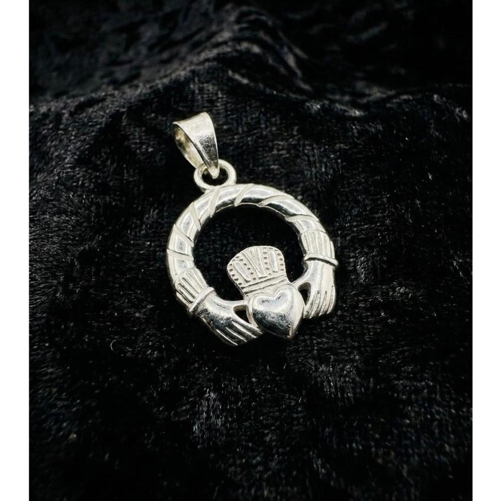 925 Sterling Silver Irish Claddagh Charm Pendant