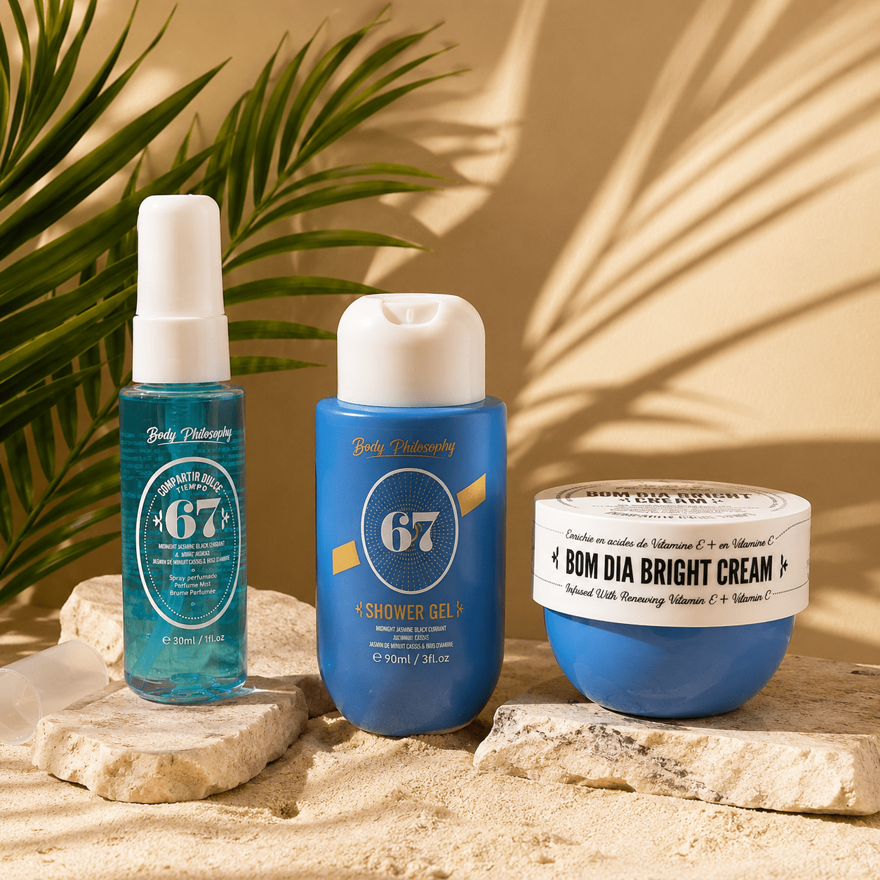 Image of Scented Body Care Set 67, 90ml Shower Gel + 50ml Body Cream + 30ml Perfumed Mist, Transparent Travel Case