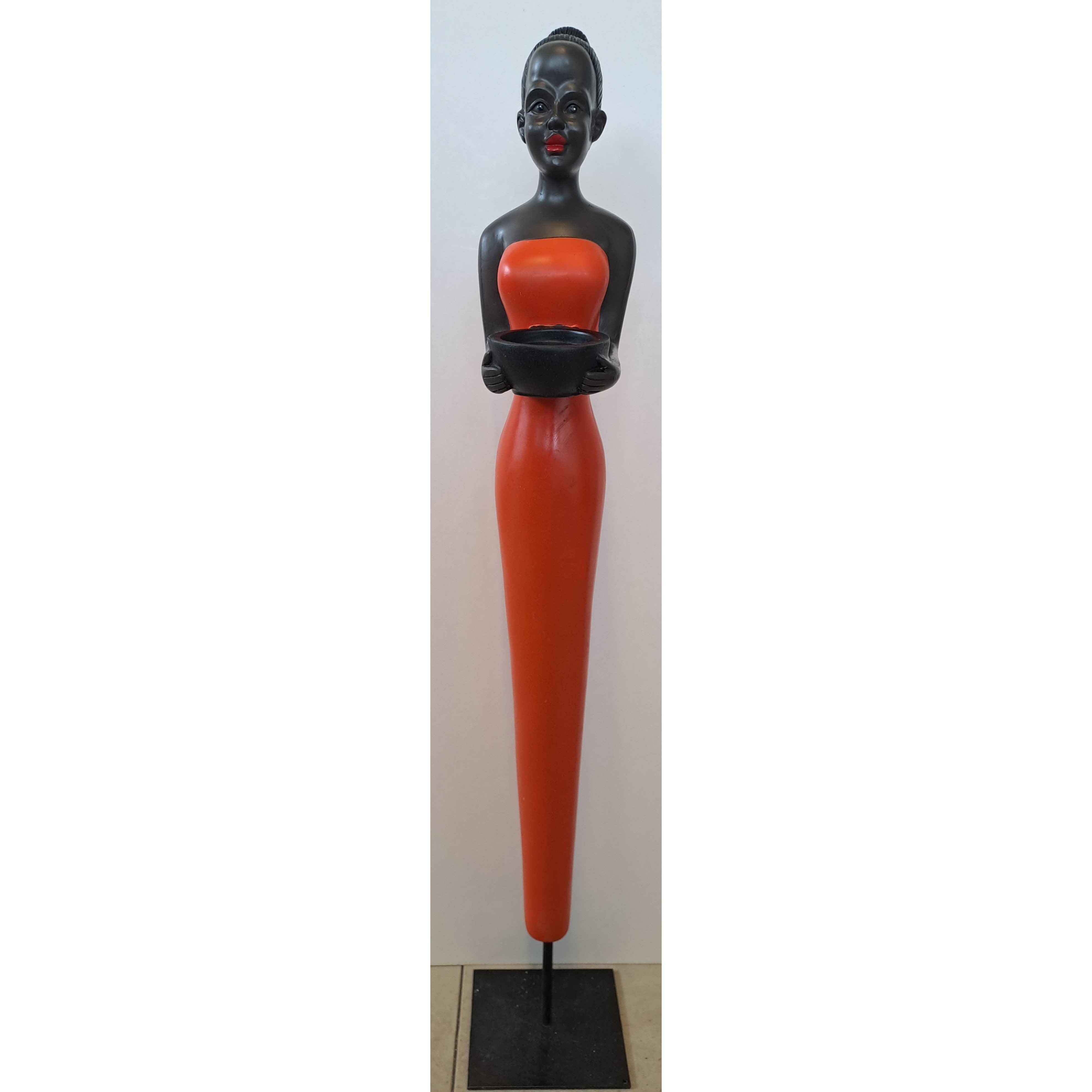 Decorative Figures In 2 Different