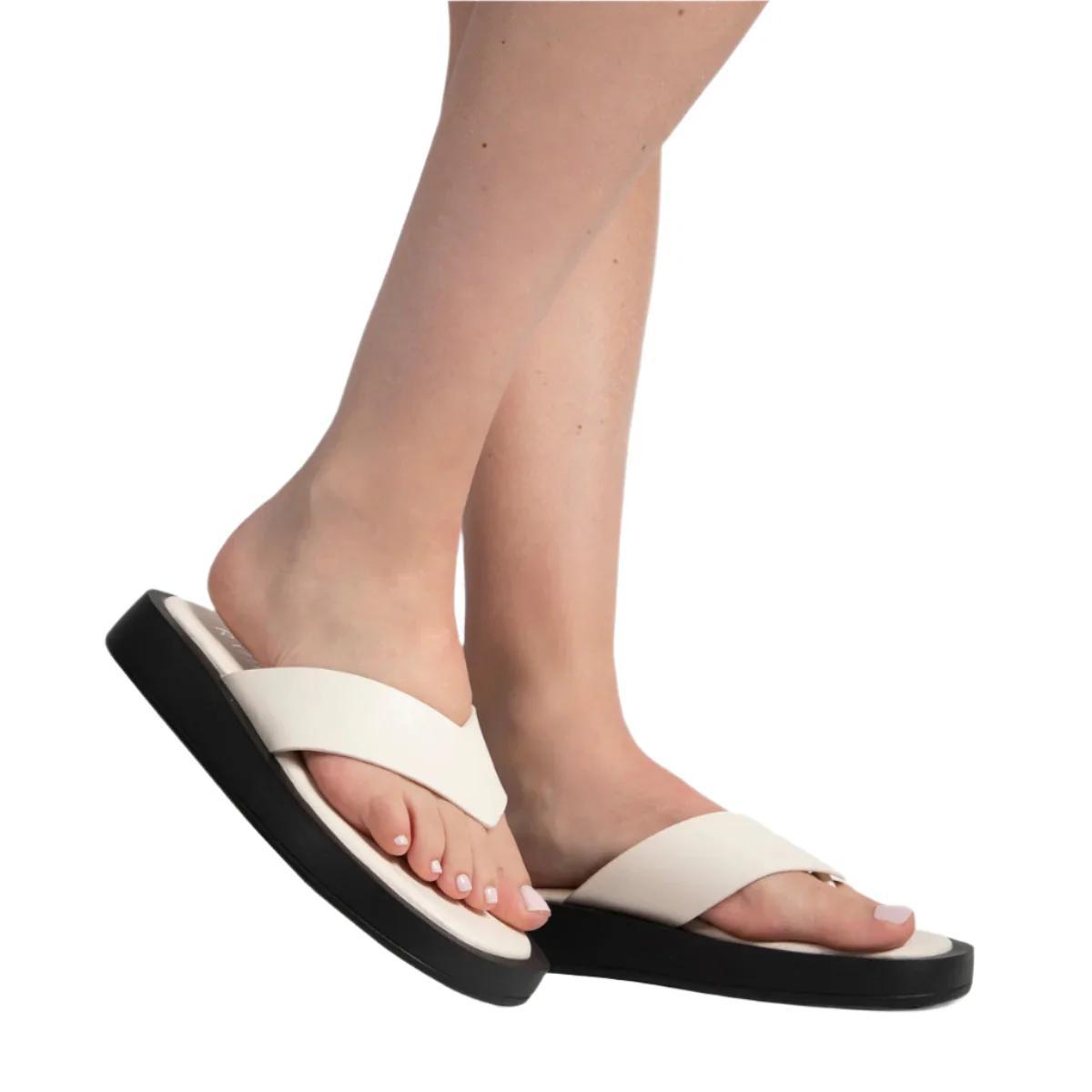 Image of Dornea Chunky Sandal In Cream