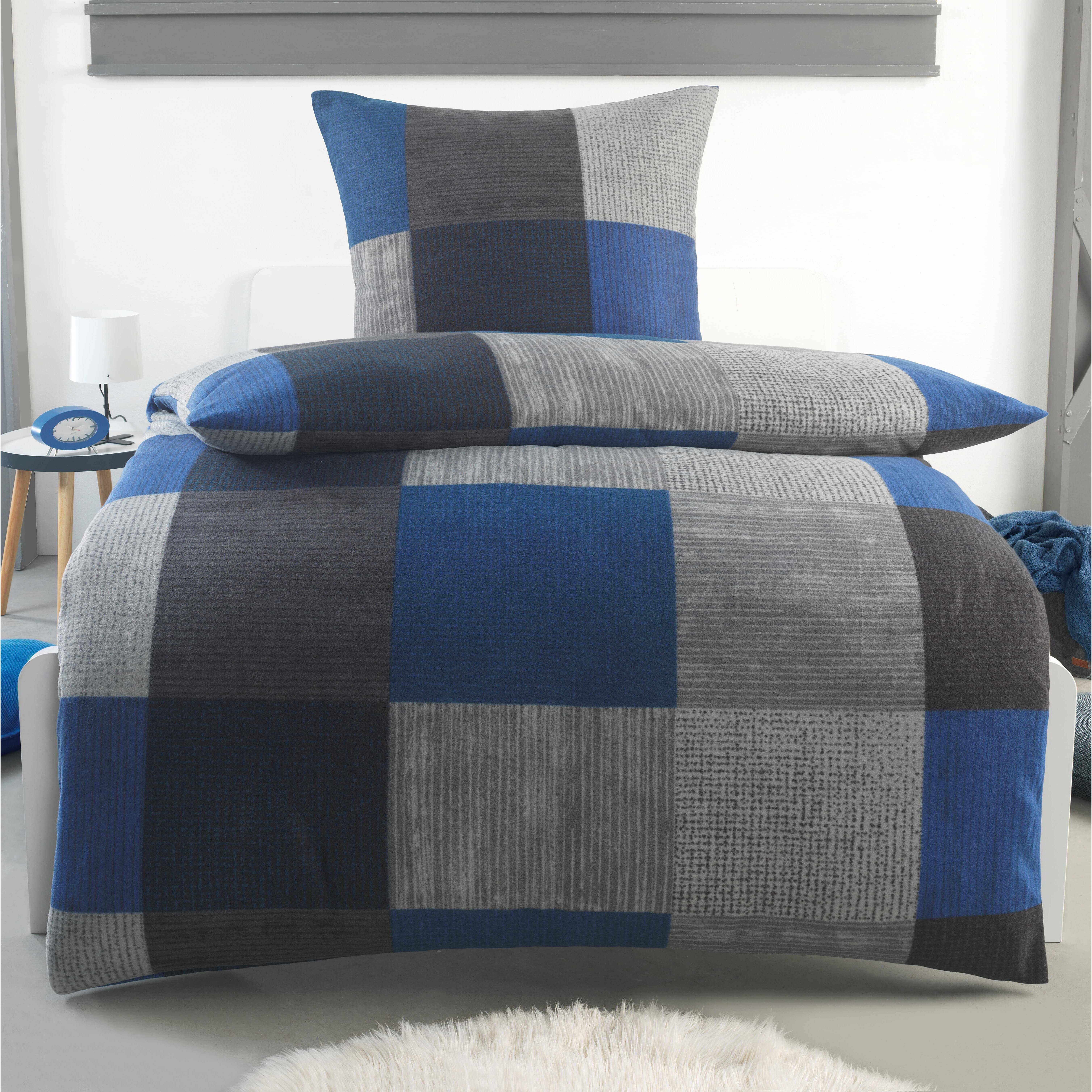 Image of Winter Bedding Set, 2-piece, 135x200 Cm Or 155x220 Cm - 1x Duvet Cover + 1x Pillowcase - Warm And Fluffy Bedding Set - Cozy And Warming - Blue Checkered