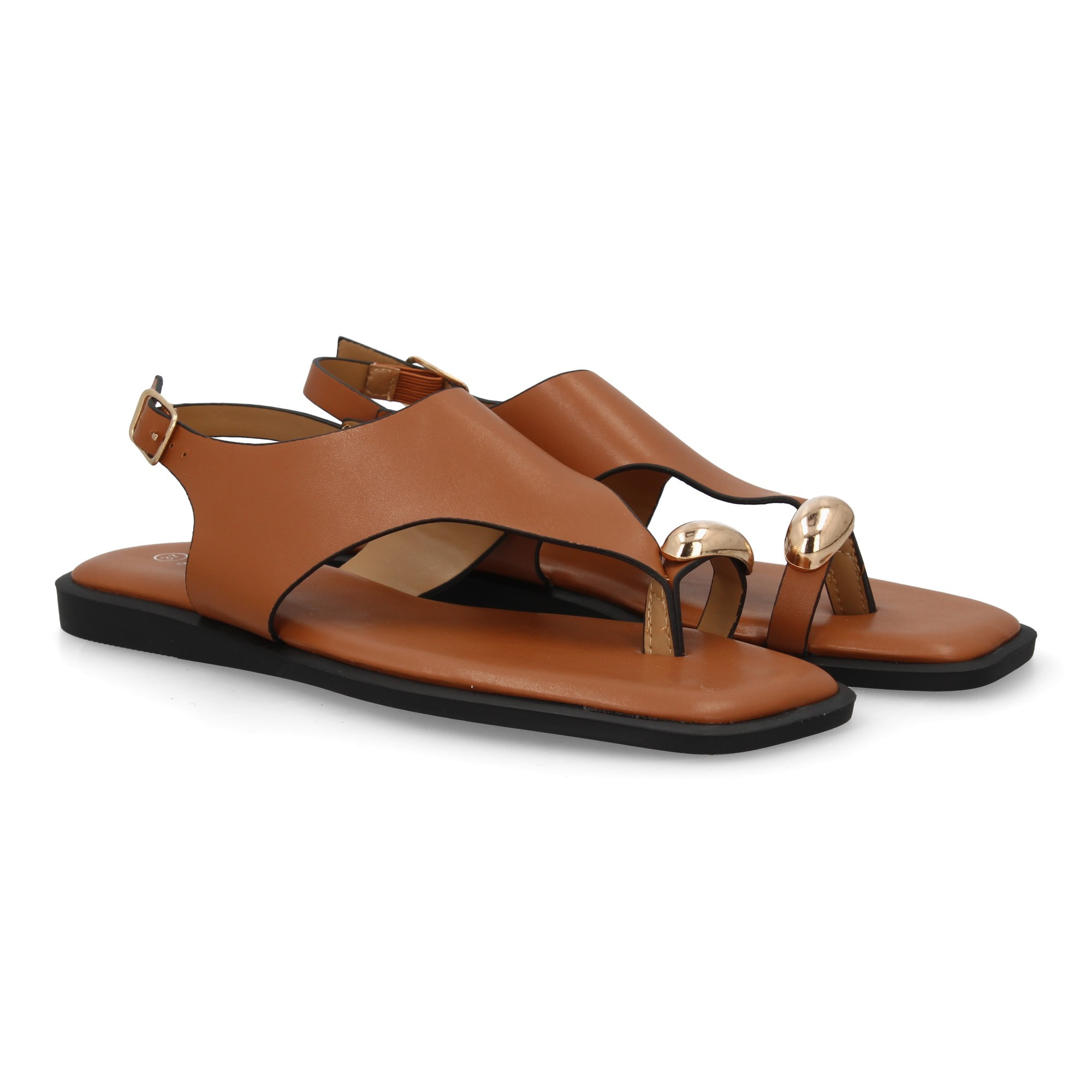 Flat Minimalist-style Sandal With Modern And Elegant Design, Enveloping Toe, Adjustable Closure At The Back With . Ideal For Spring Summer Woman.