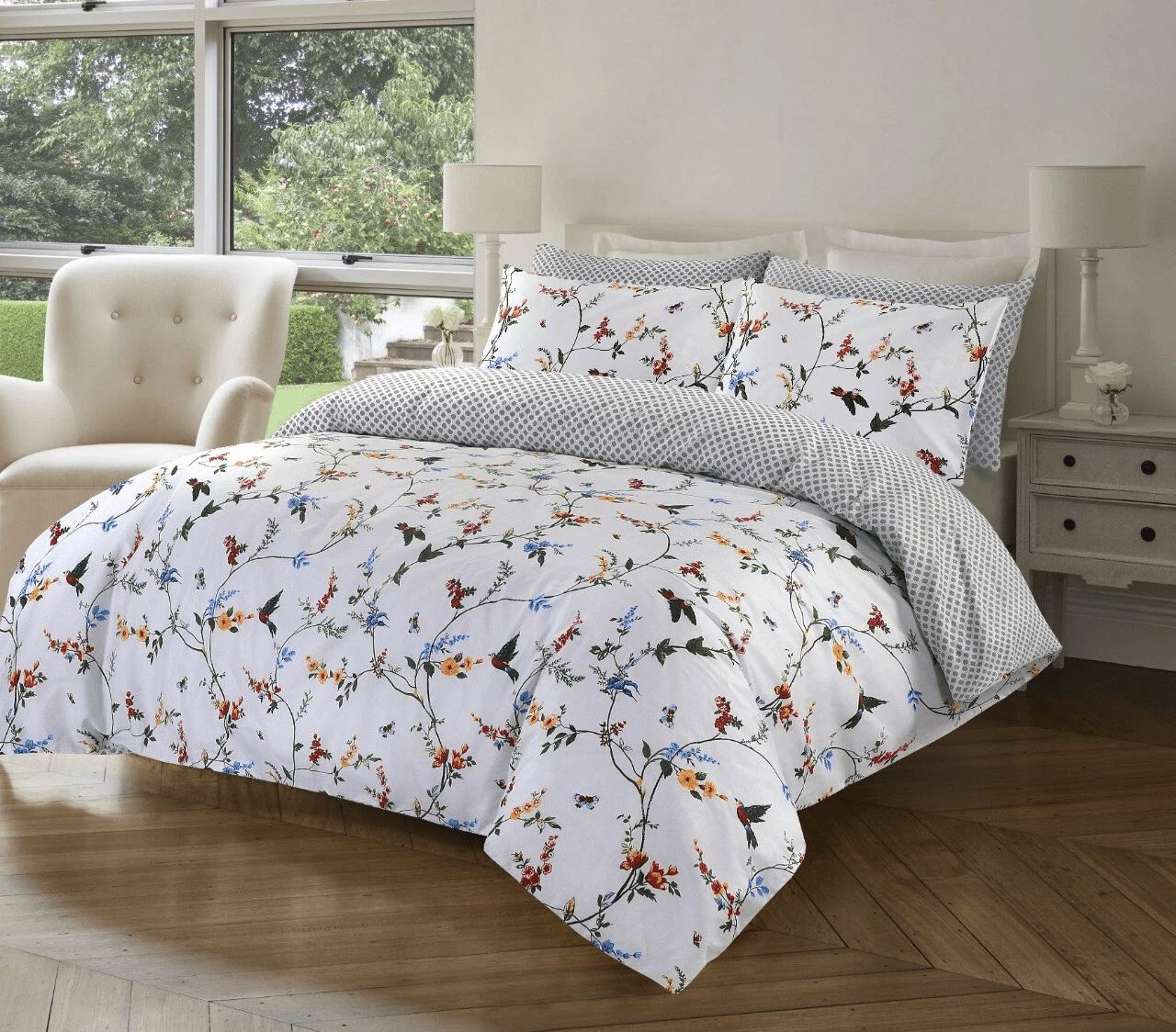 Luxury 3pcs Reversible Printed Duvet Cover Set Soft Breathable White Floral Bedding with Elegant Lily & Daisy Flower Design for Double King Super King Size Beds