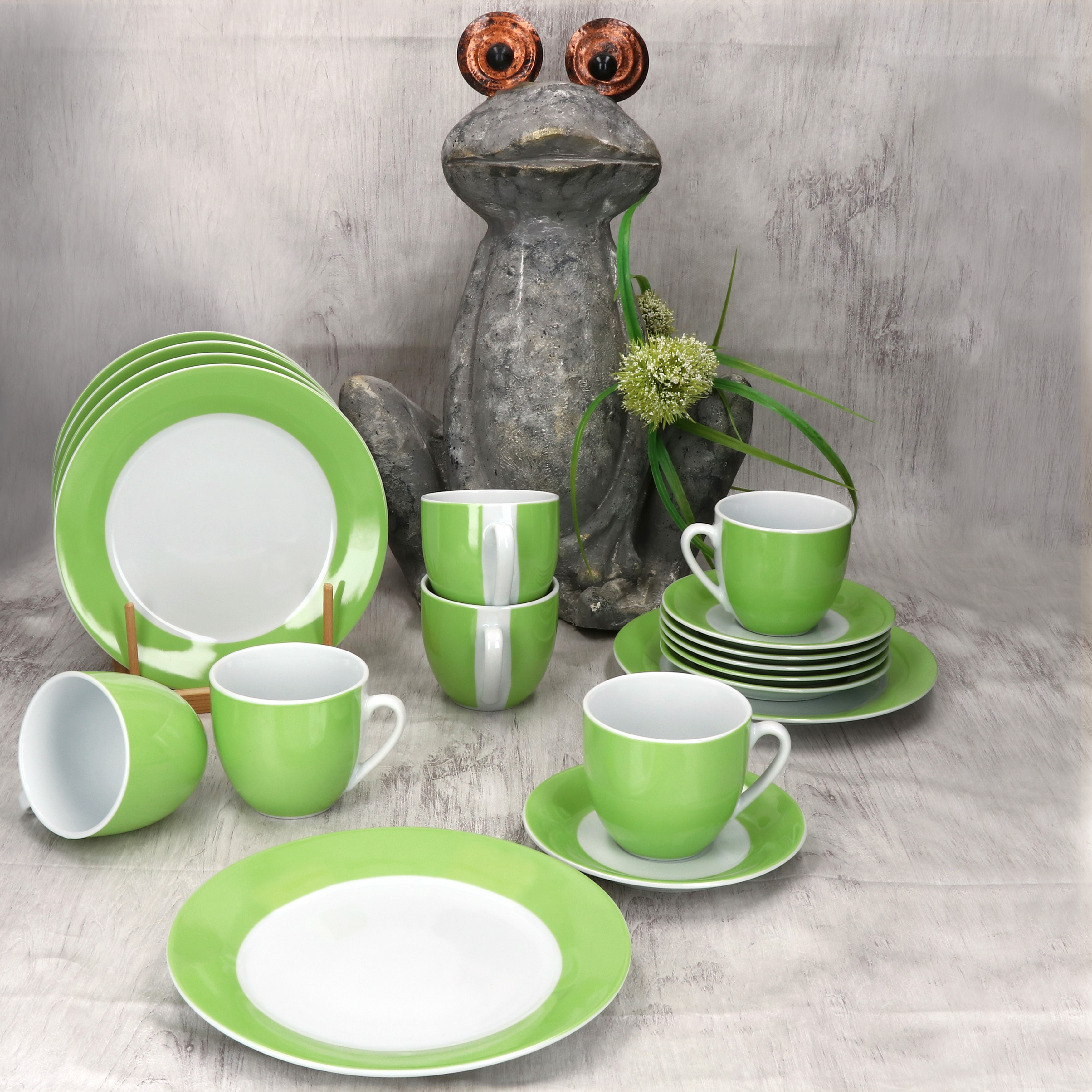 Image of 18-piece Set, Green Porcelain For 6 People, Including Cups, Saucers, And Plates