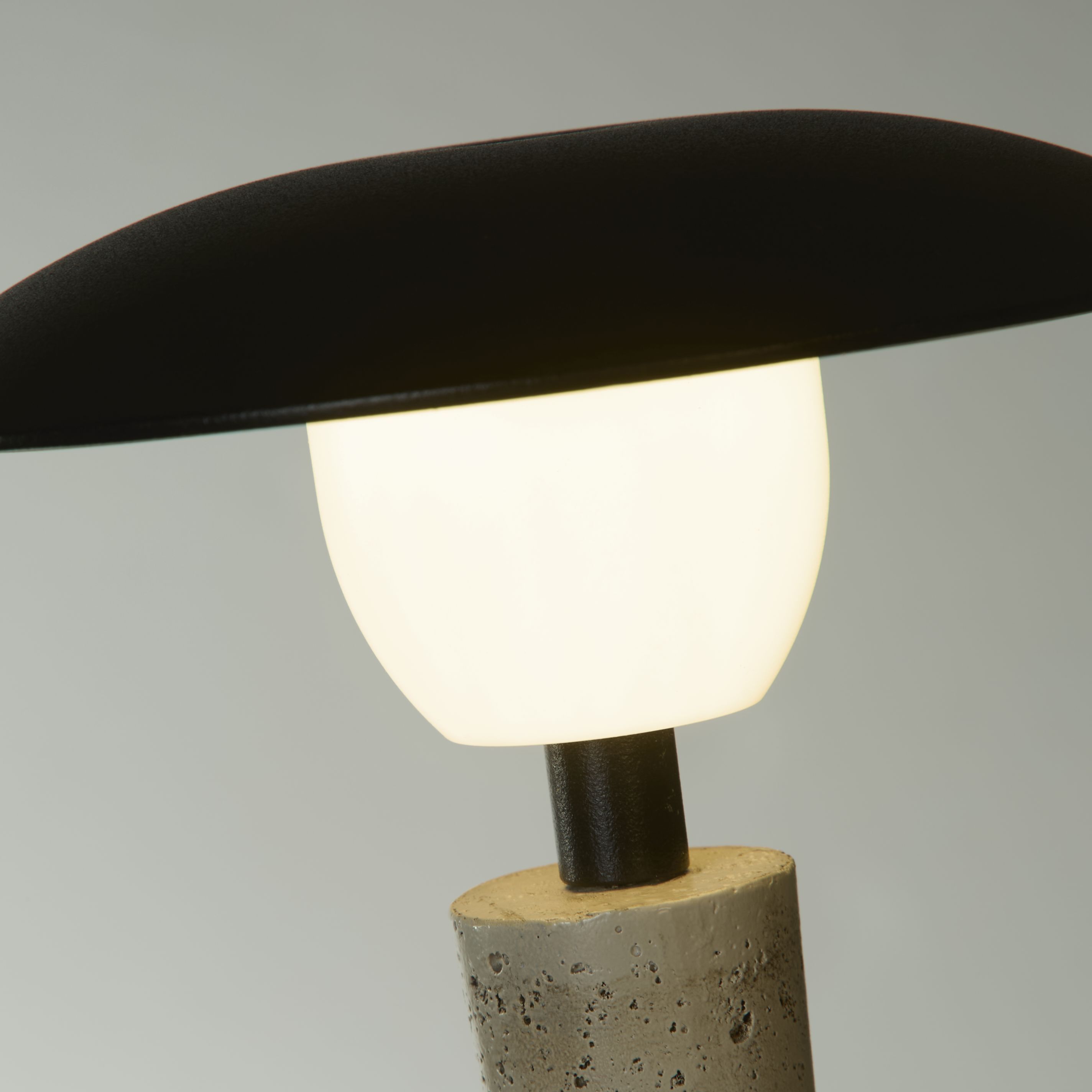 LED Rechargeable Metal Table Lamp