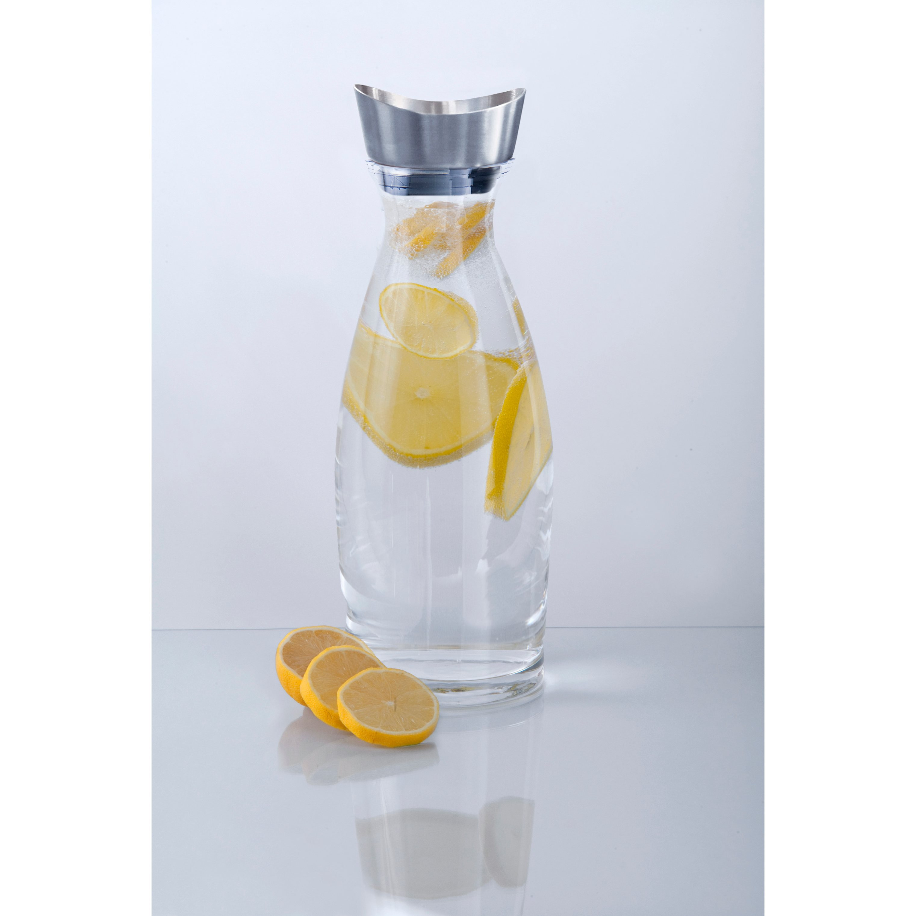 High- Carafe Pourable From Sides