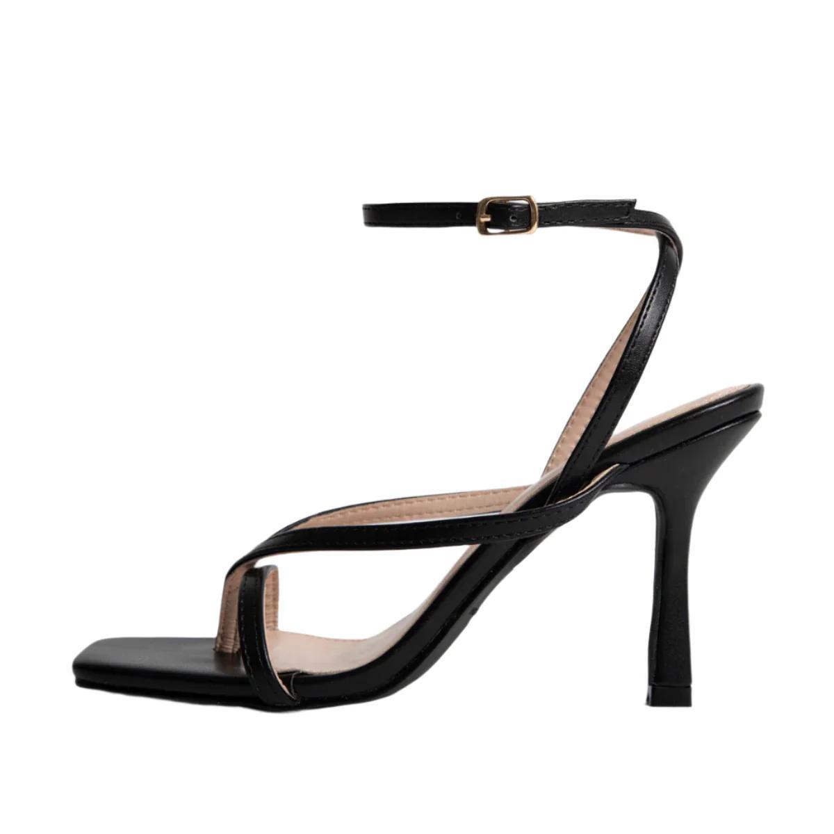 Dorneah Square Toe Post Sandal In Black