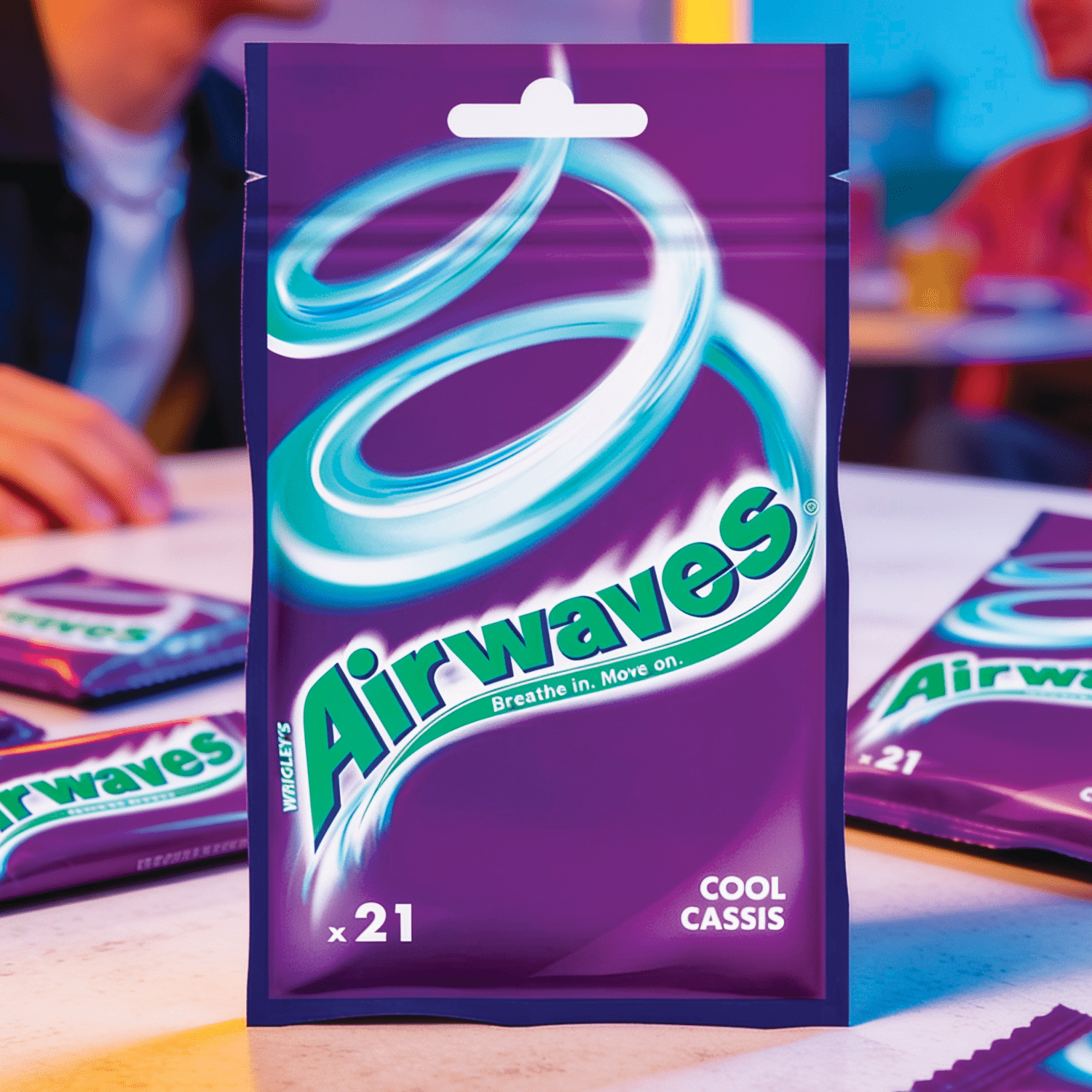21-pack - Wrigley’s Airwaves Cool Cassis Pouch 29g – Sugar-free Chewing Gum With Menthol & Cassis Flavor