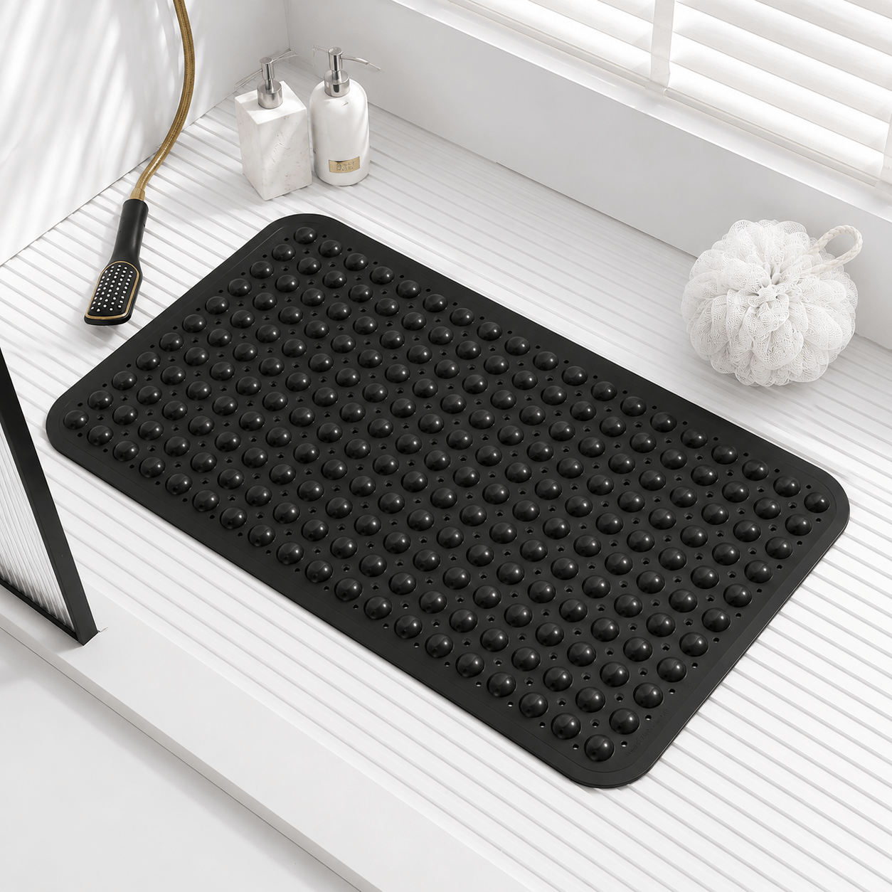 Solid Color Non-Slip Bath Mat with Drainage Holes