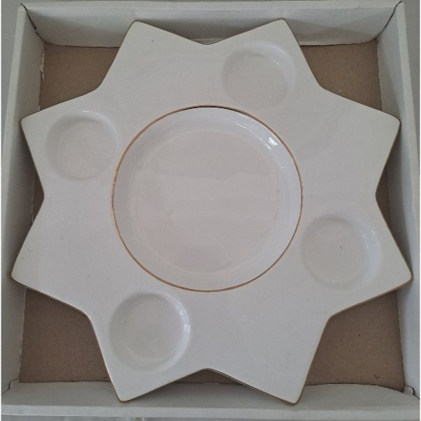 Image of Porcelain Light Holder