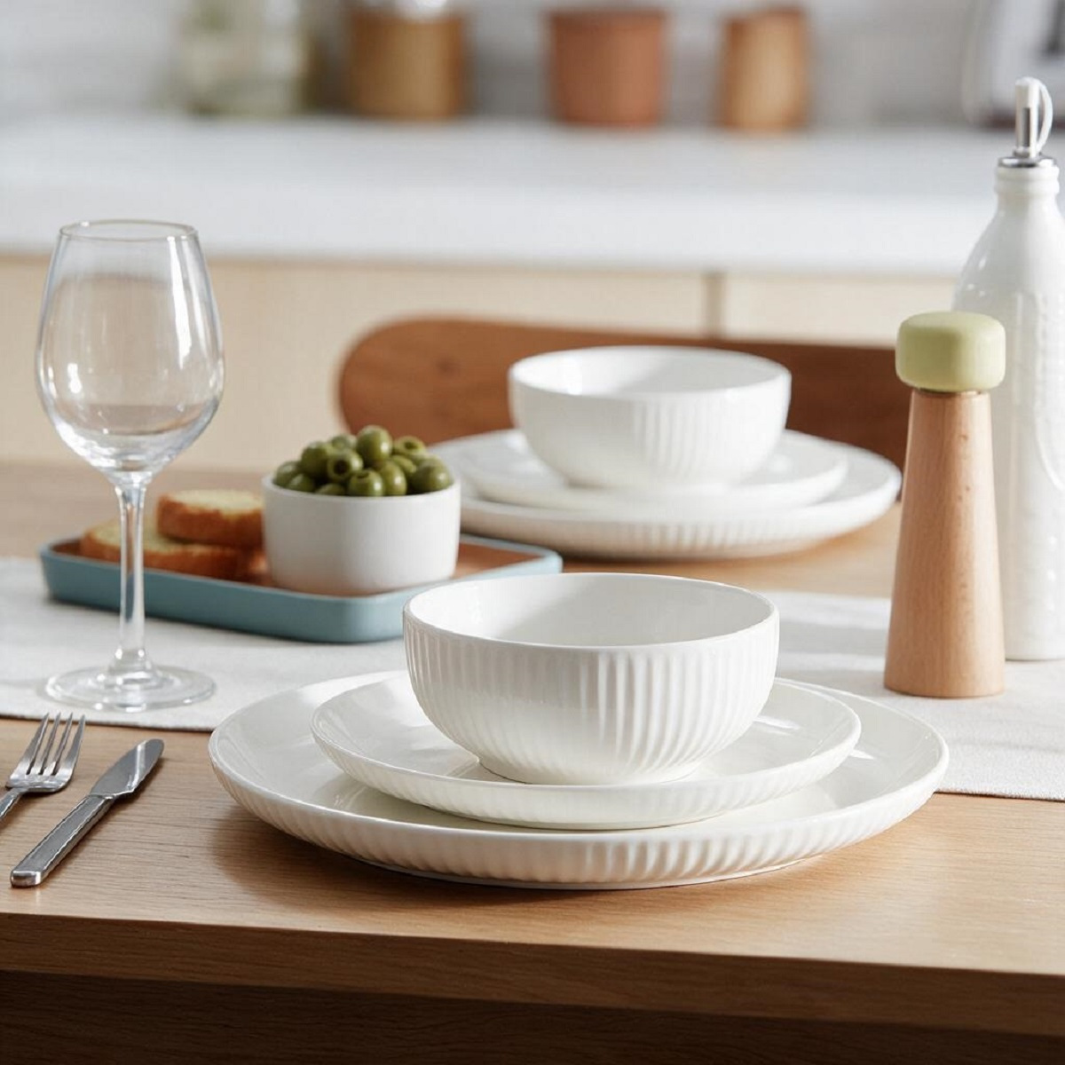 18pc Luna White Porcelain Embossed Dinner Set