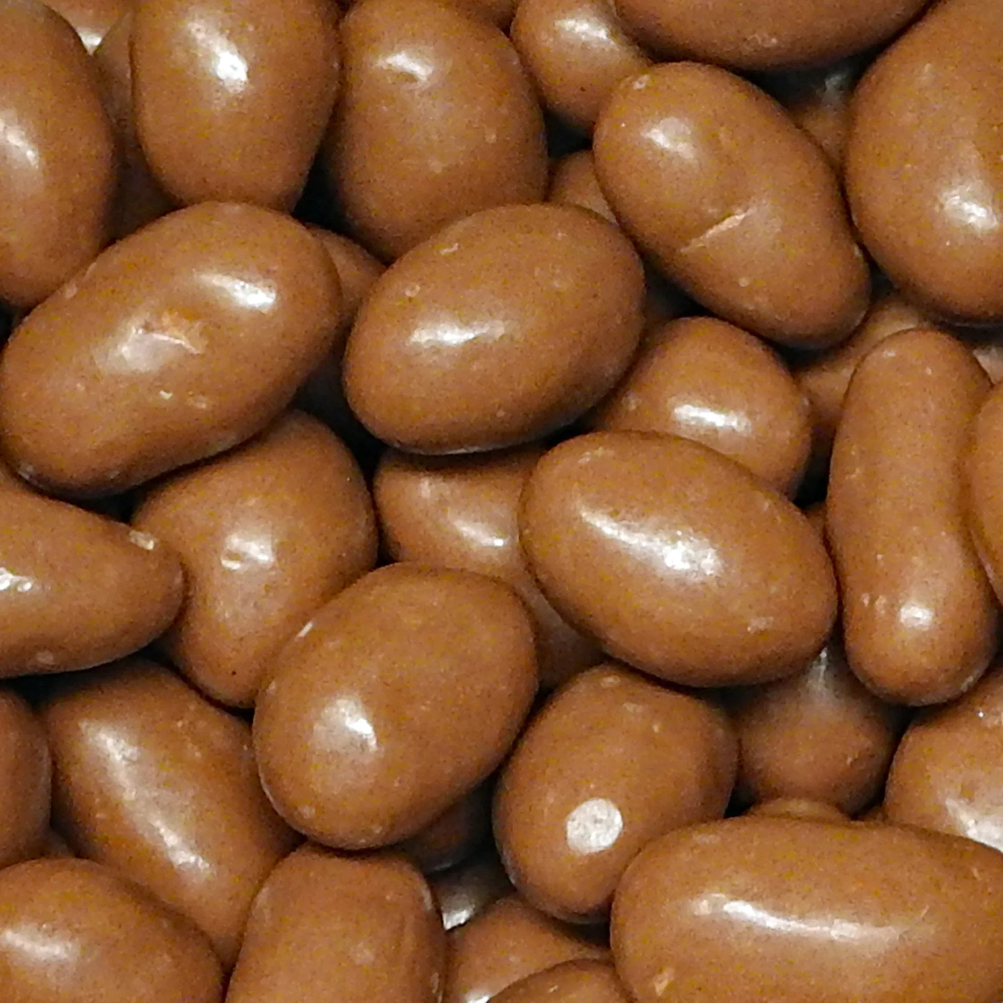 eat     coated brazil nuts 125  nut chocolate snack