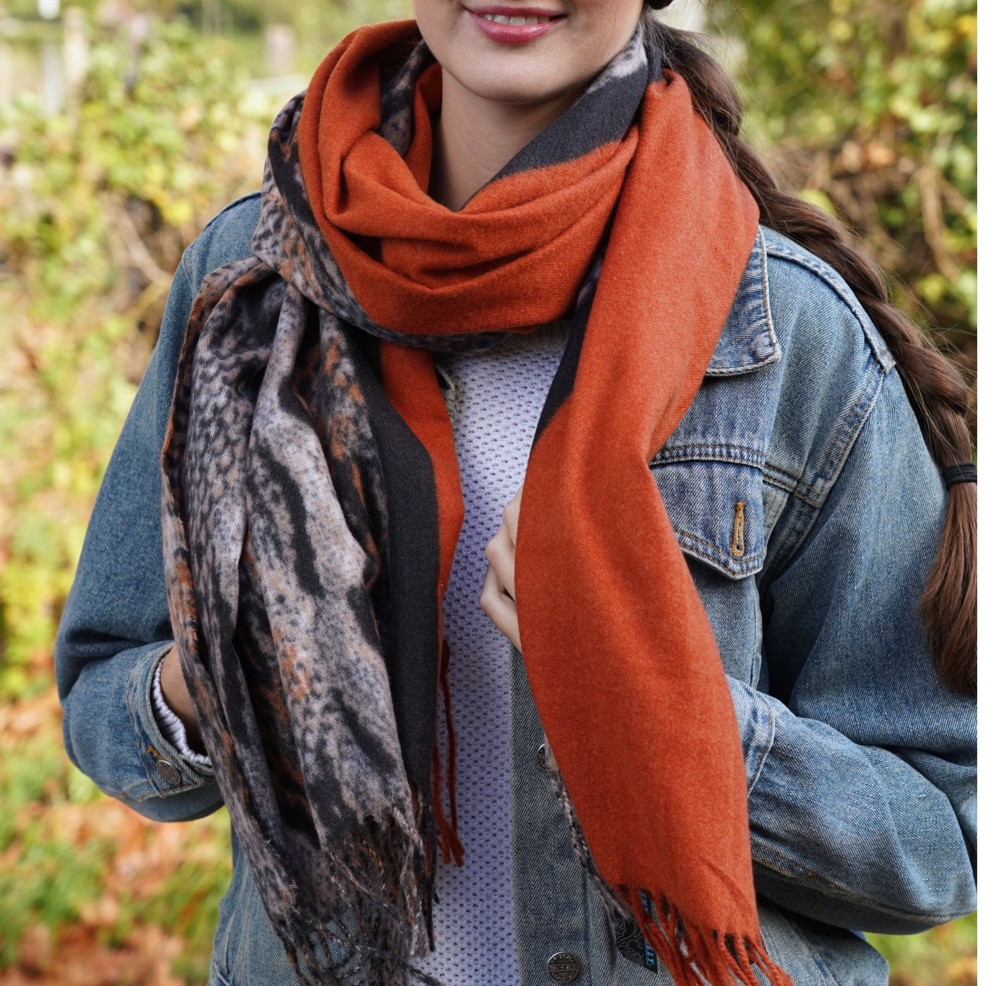 Women's Snake Pattern Scarf, Soft Viscose Scarf For Spring And Autumn, Fashion Neck Shawl