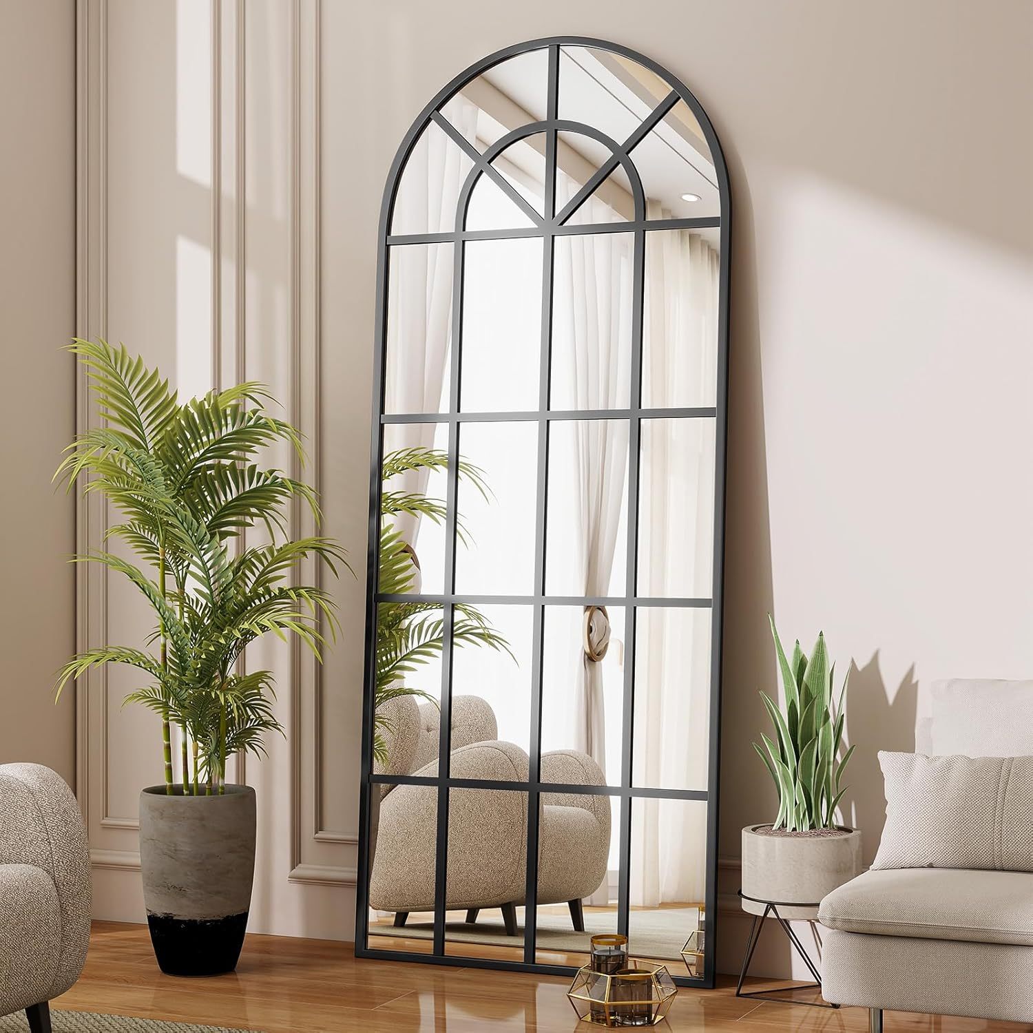 E-shop Koonmi 175x63 cm Fensterscheibe Gewölbter Ganzkörperspiegel - Raster-Designed Dekorative Vollkörper Wandspiegel mit Metallrahmen hängend